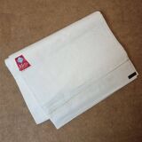 Ancien drap blanc en métis