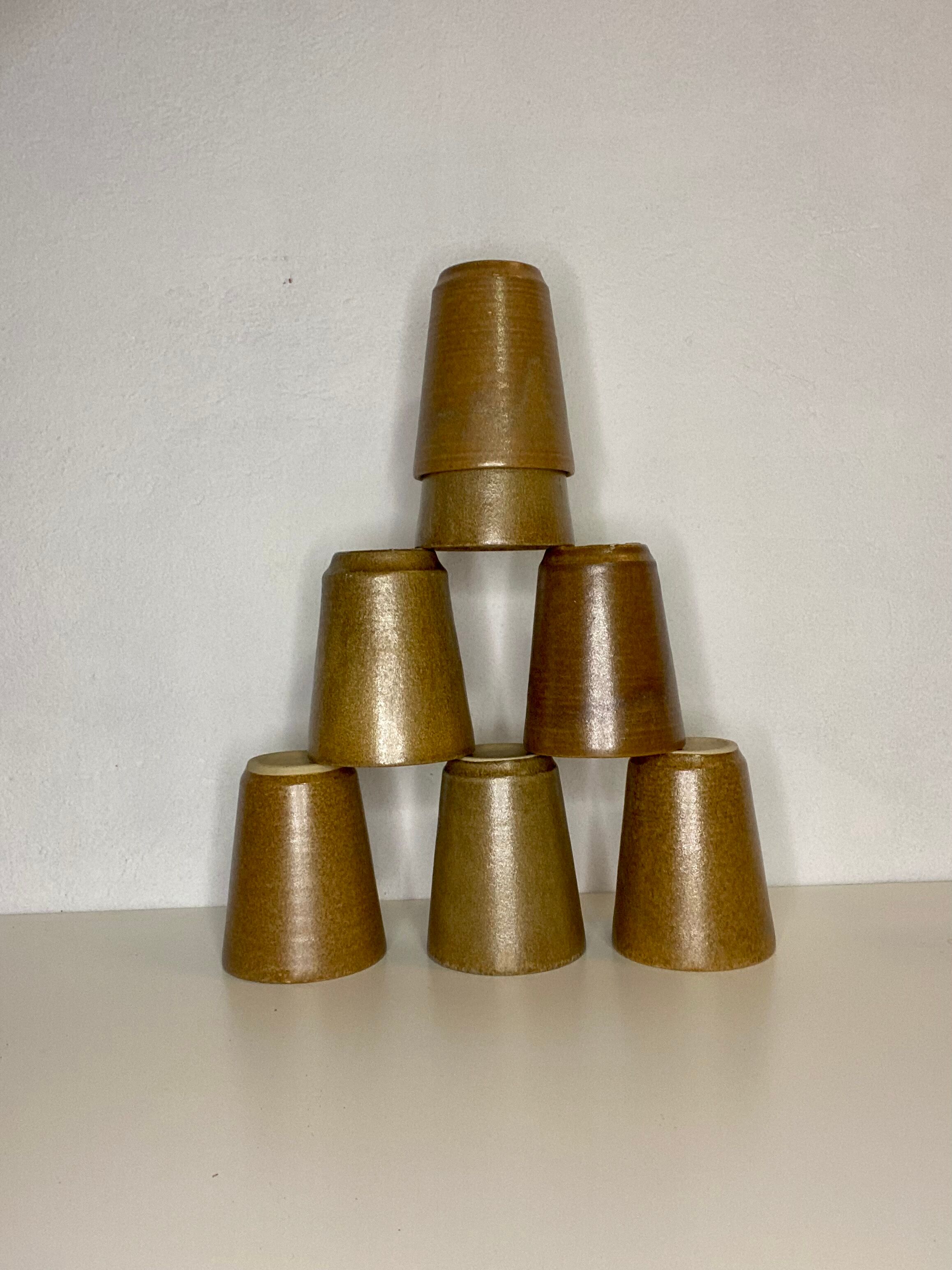 7 Digoin sandstone mazagrans