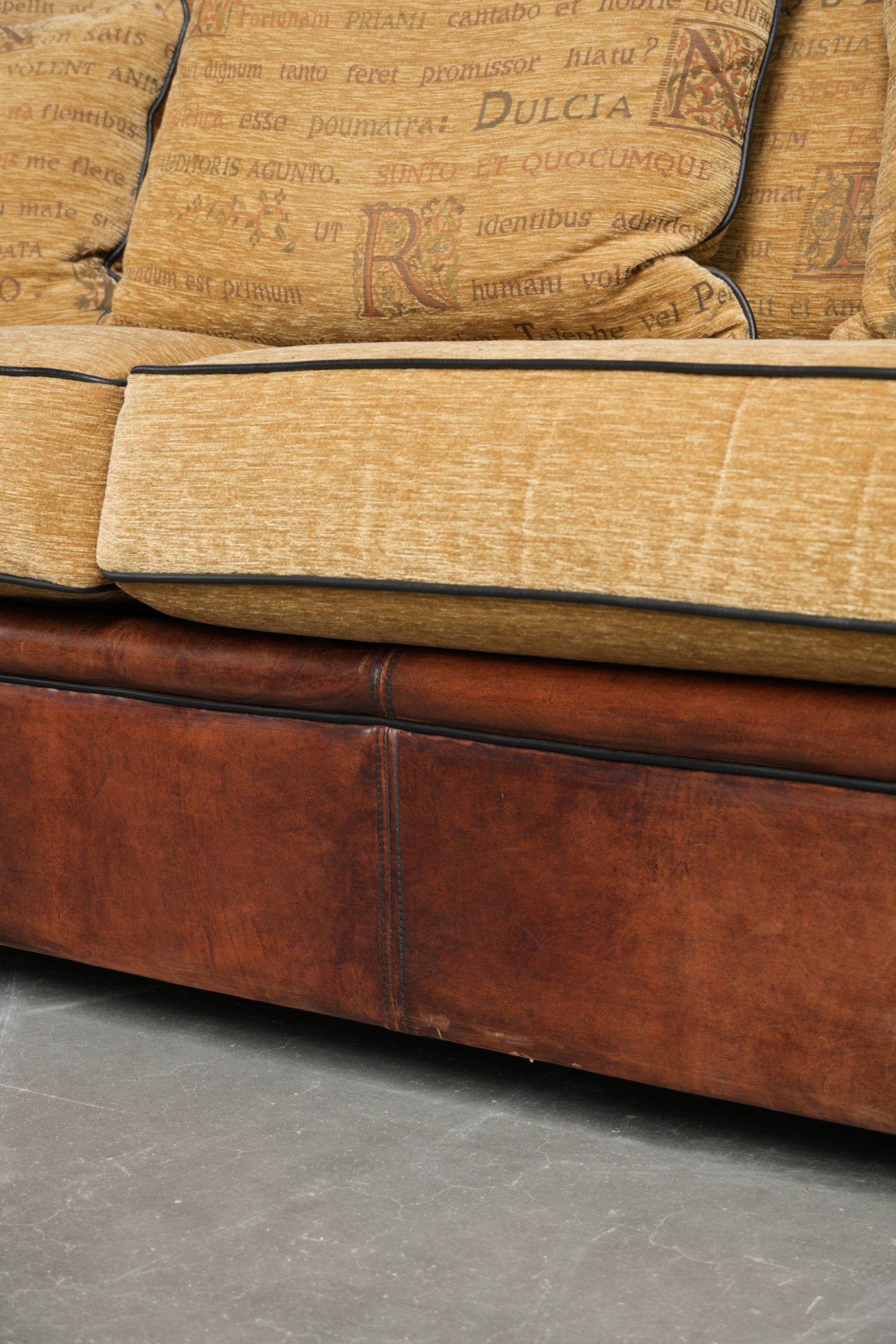 Sheepskin 3-seater sofa from the late 20th century with removable armrests