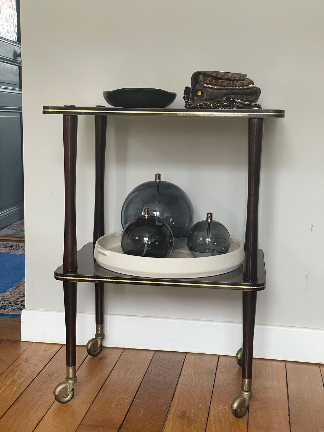 Vintage wheeled service