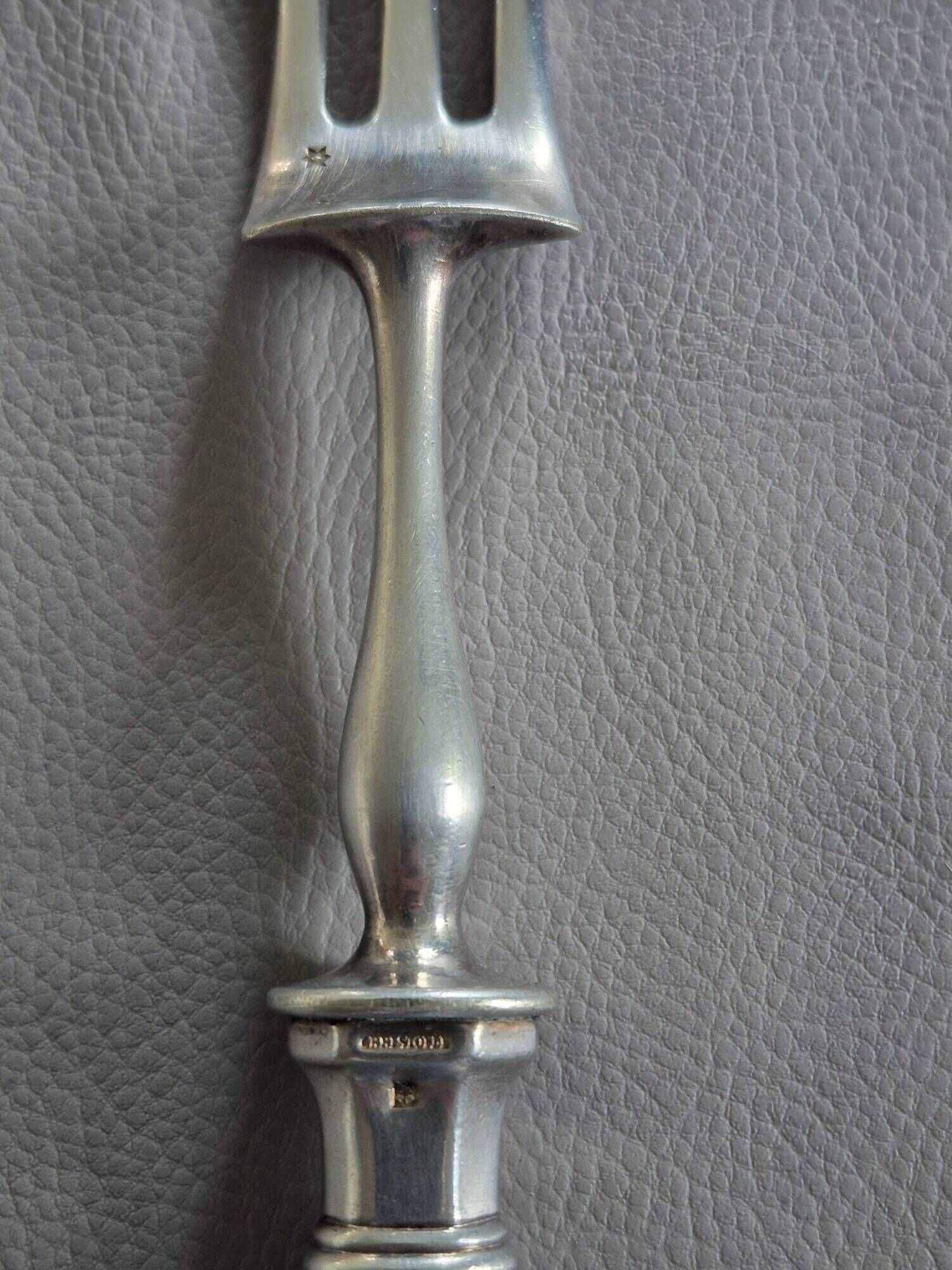 Antique Christofle silver-plated leg fork – A613