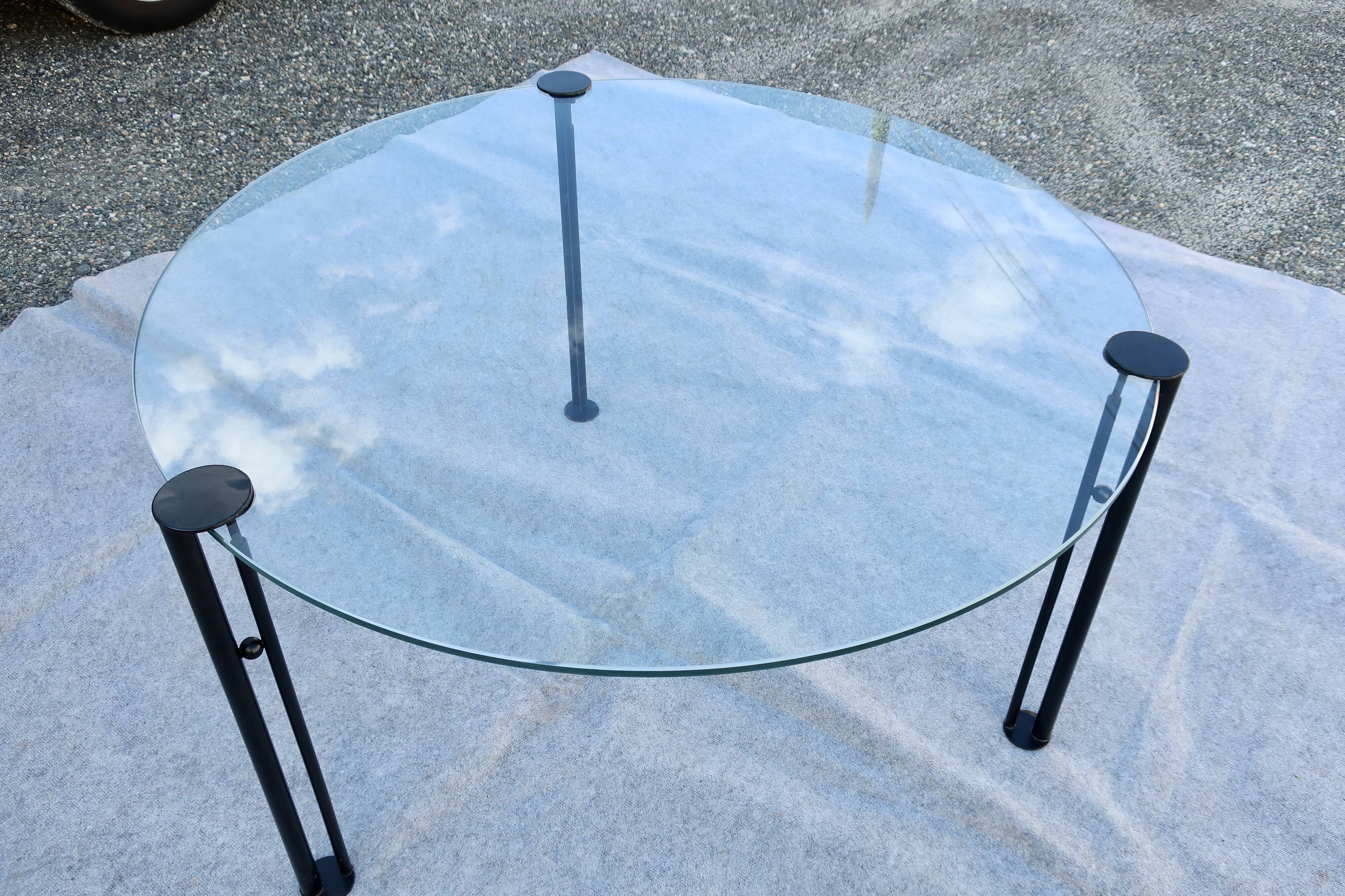 Round table "joe ship" design Philippe Starck circa 1982, 120 cm
