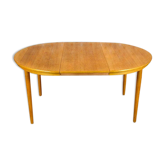 Table ronde design scandinave en chêne blond Farstrup vintage 1960