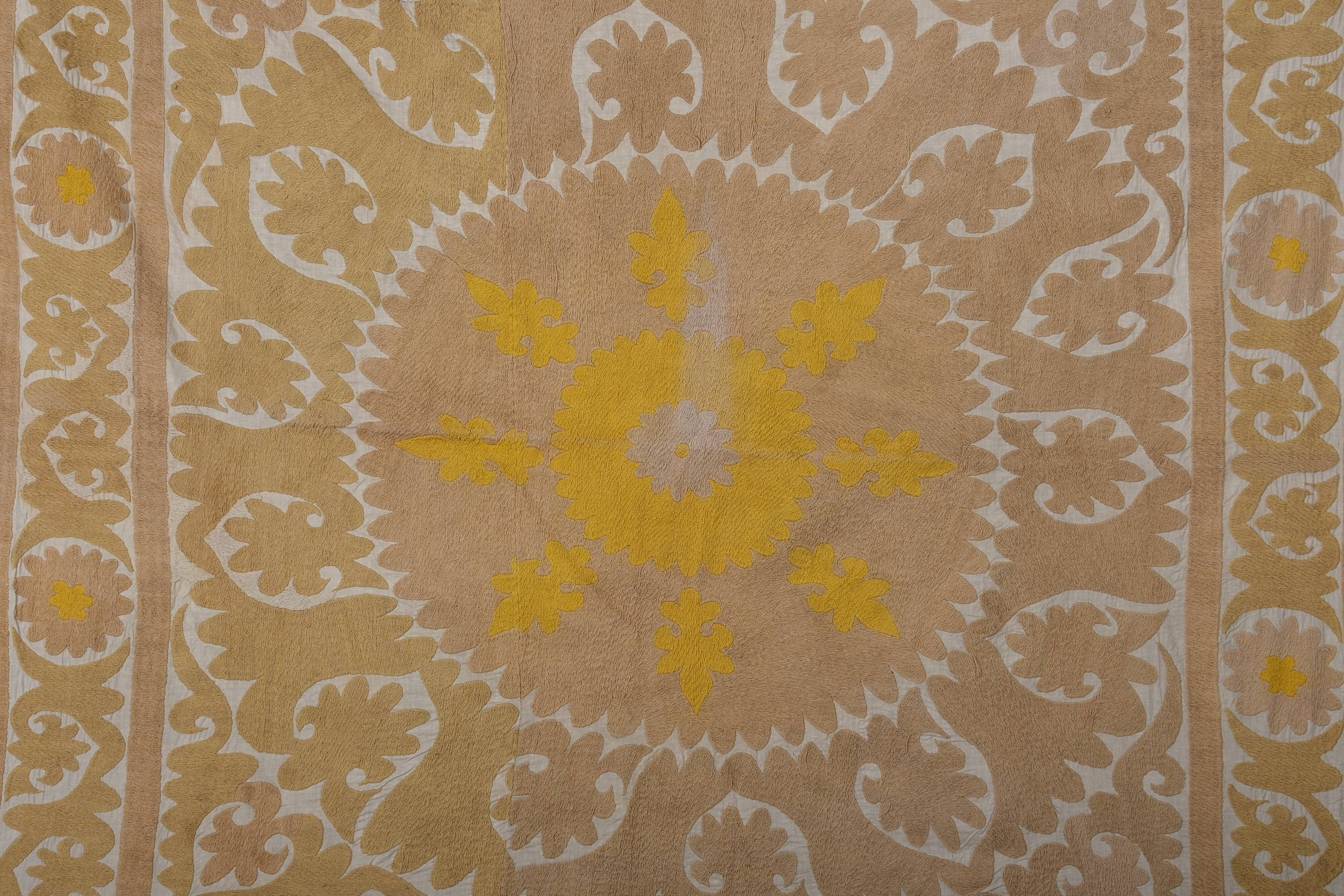 Hand knotted rug, vintage turkish rug 152x152 cm