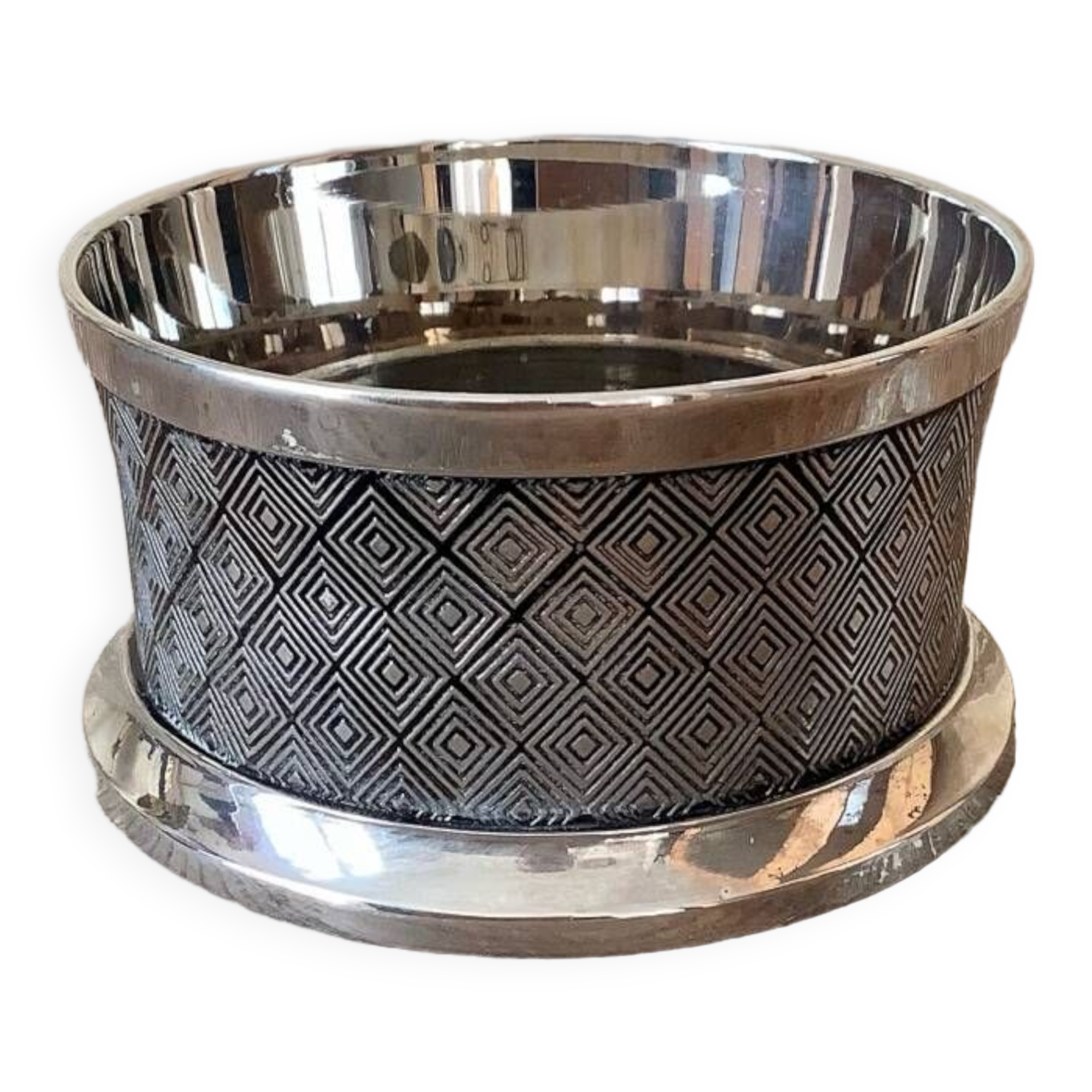Silver metal bottle coaster