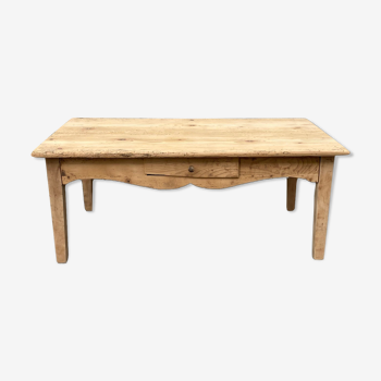 Table basse ancienne en pin brut