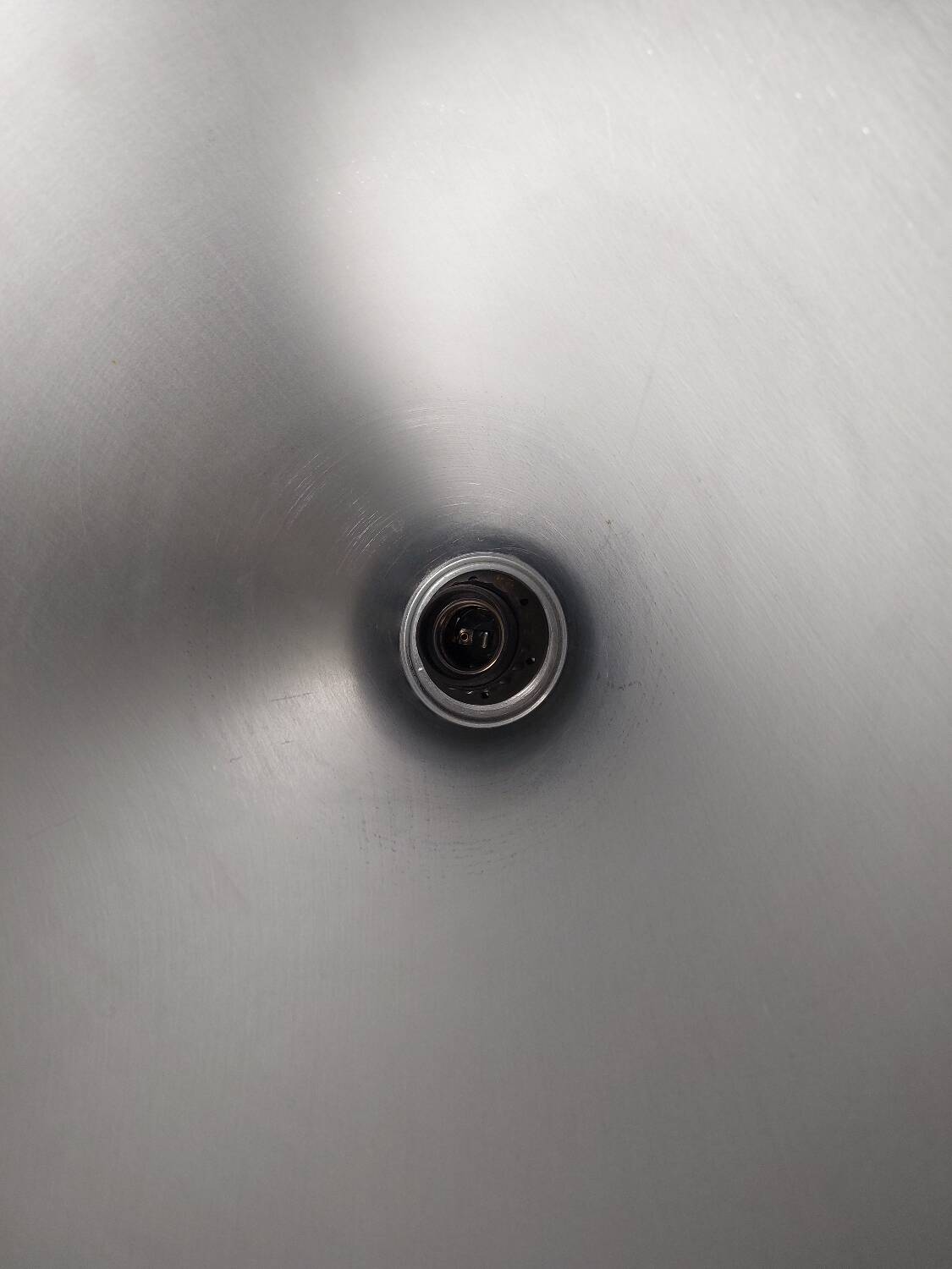 Ultra-lightweight vintage minimalist suspension design