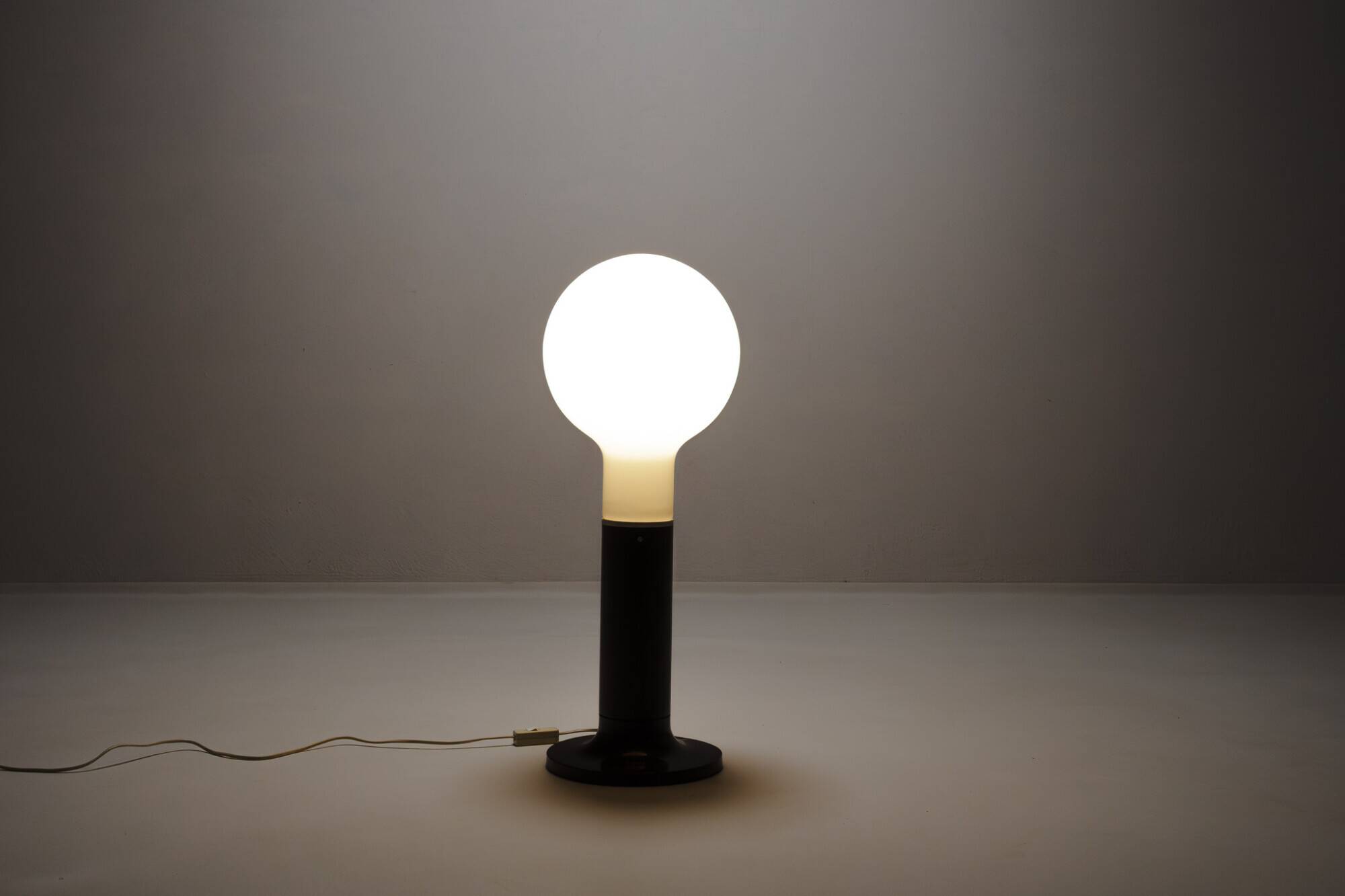 Space age floor lamp in glass & metal by Temde Leuchten