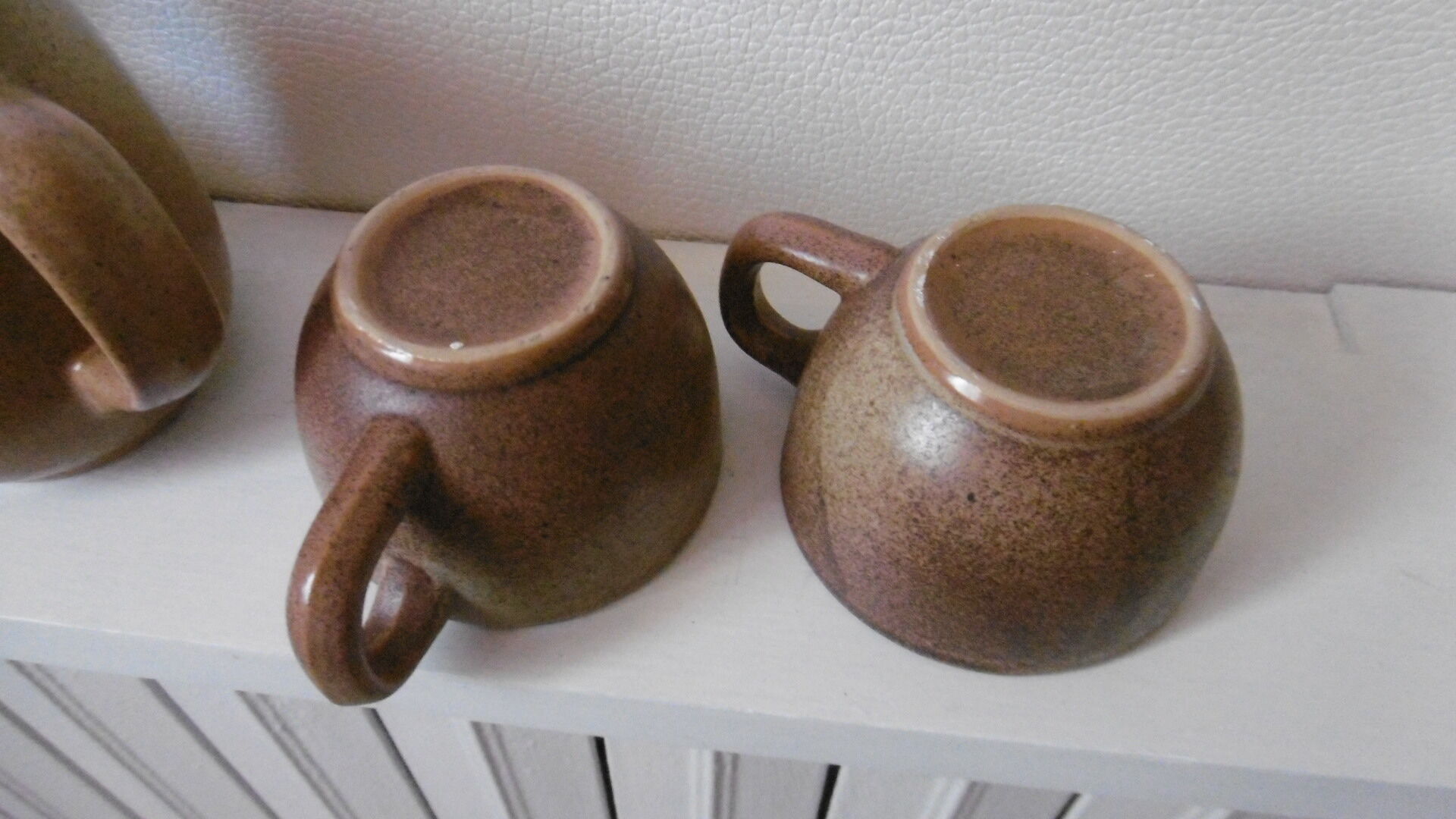 Berry cups and sandstone milk pot