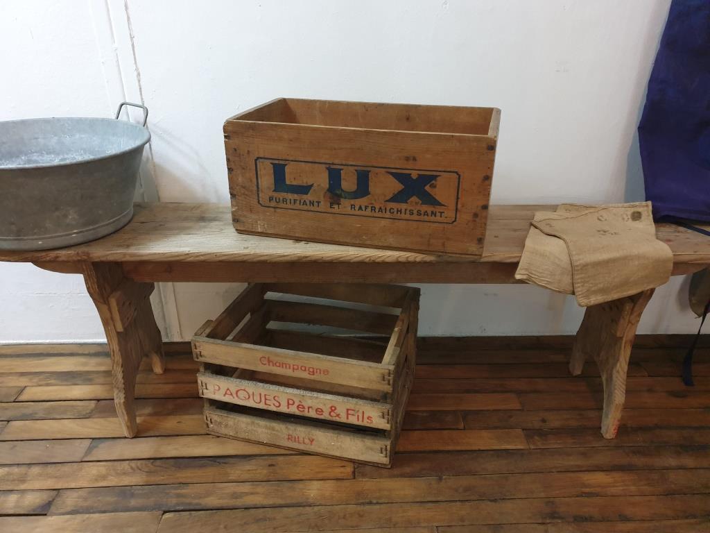 LUX soap box