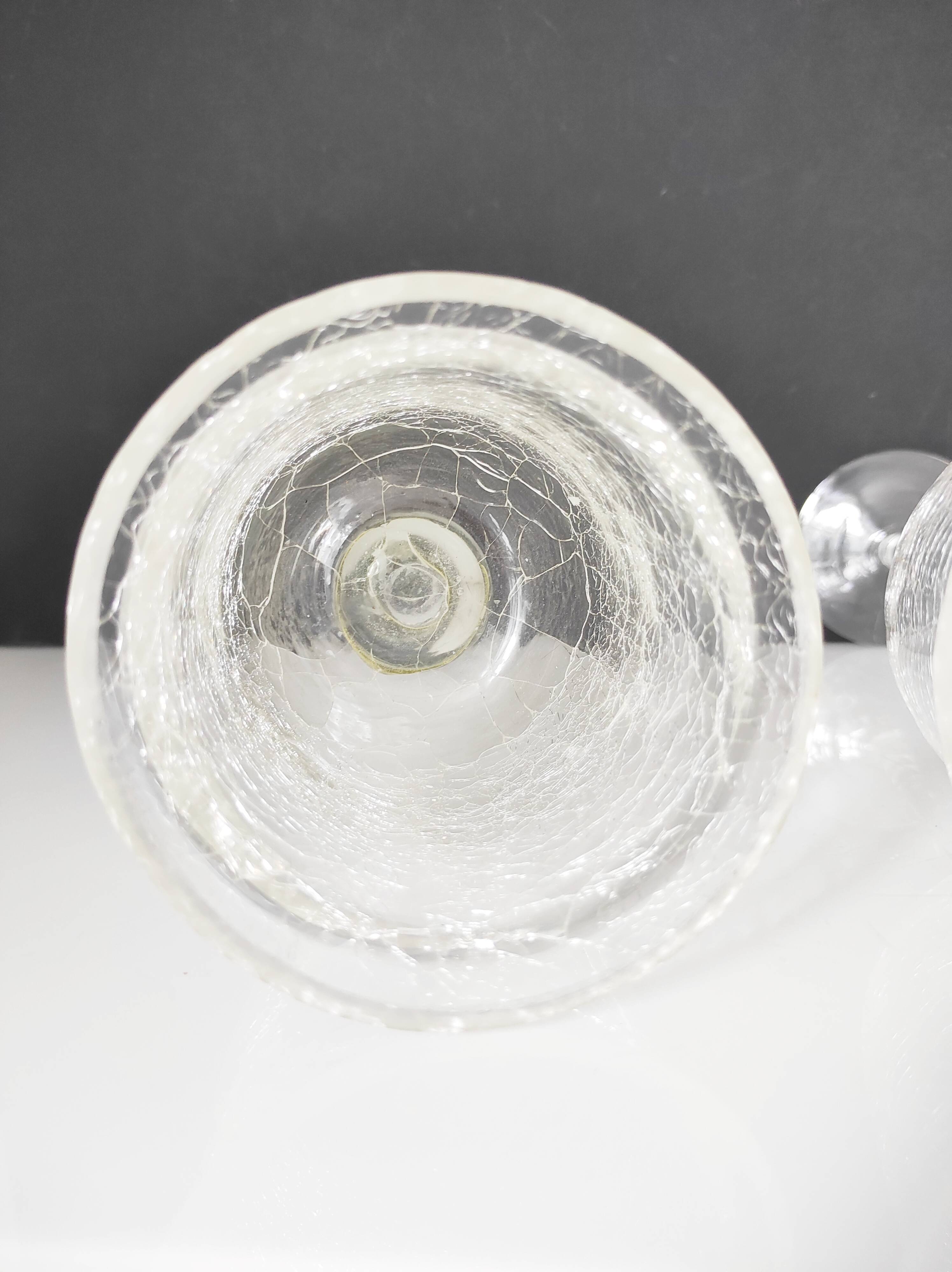 Two cracked glass lanterns 30.5 cm