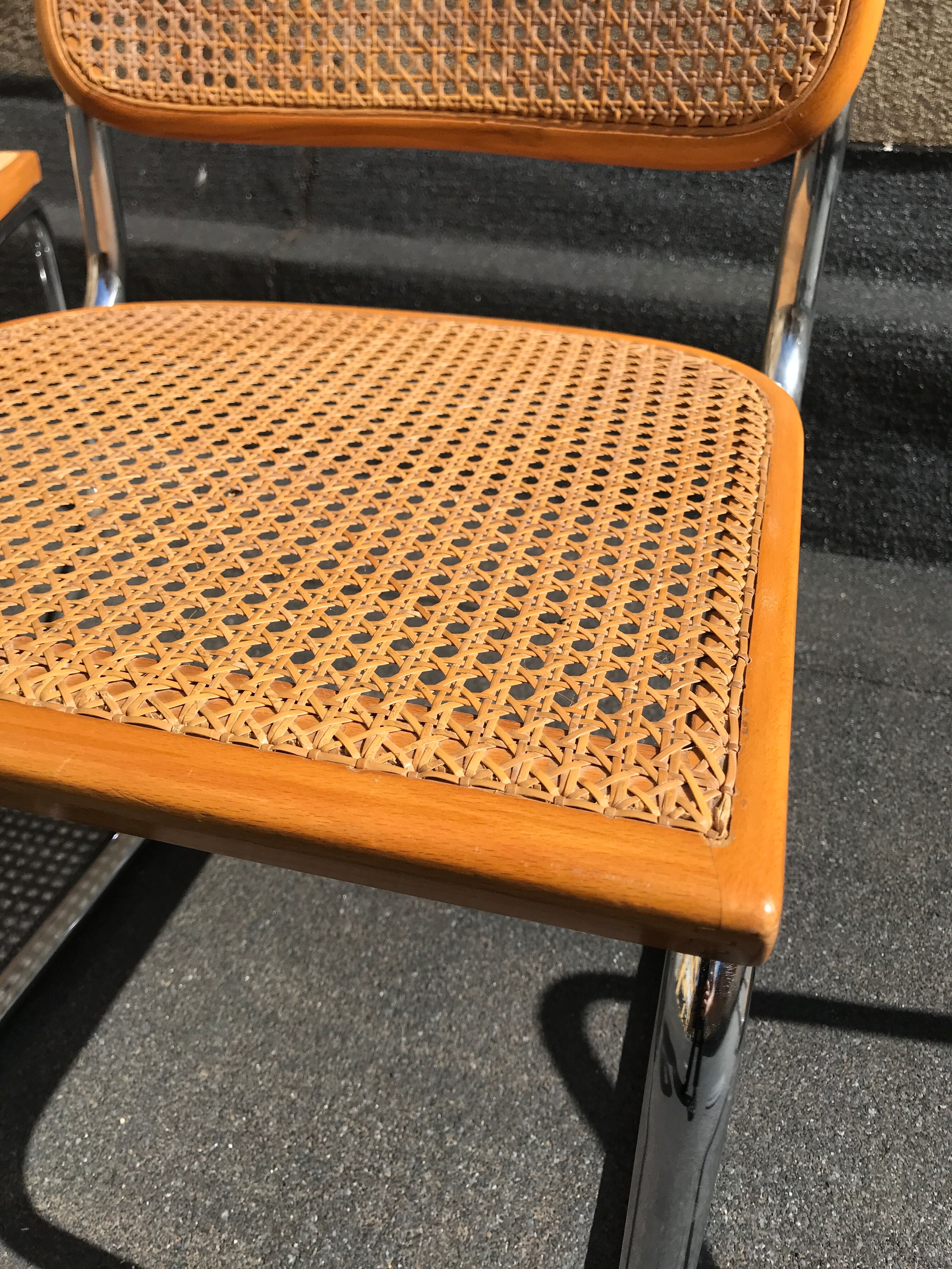 4 chaises Cesca B32 Marcel Breuer