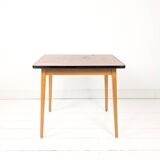 Bureau d’enfant vintage Mid-Century en bois table d’écolier rétro pour cham