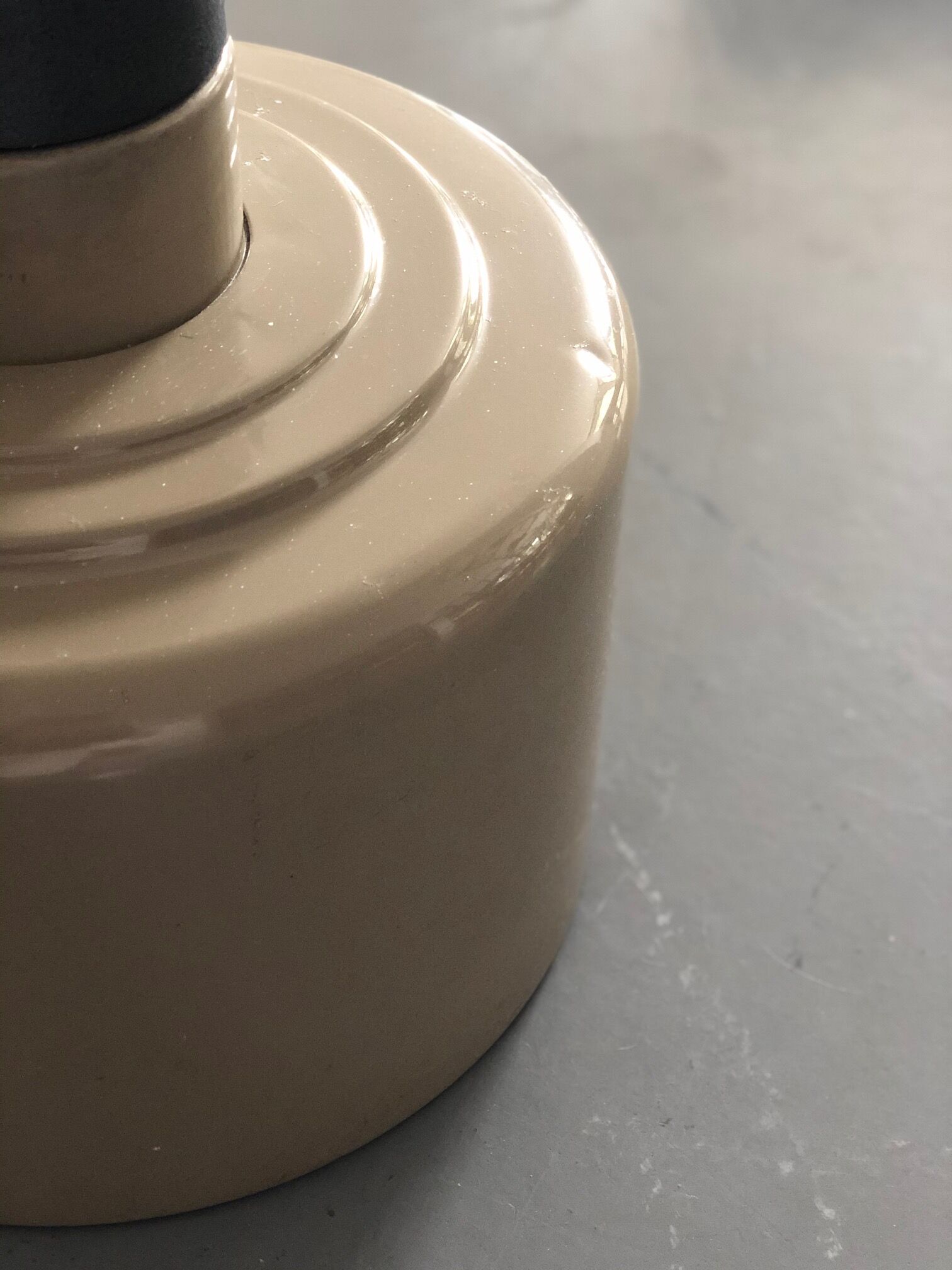 Industrial light pendant