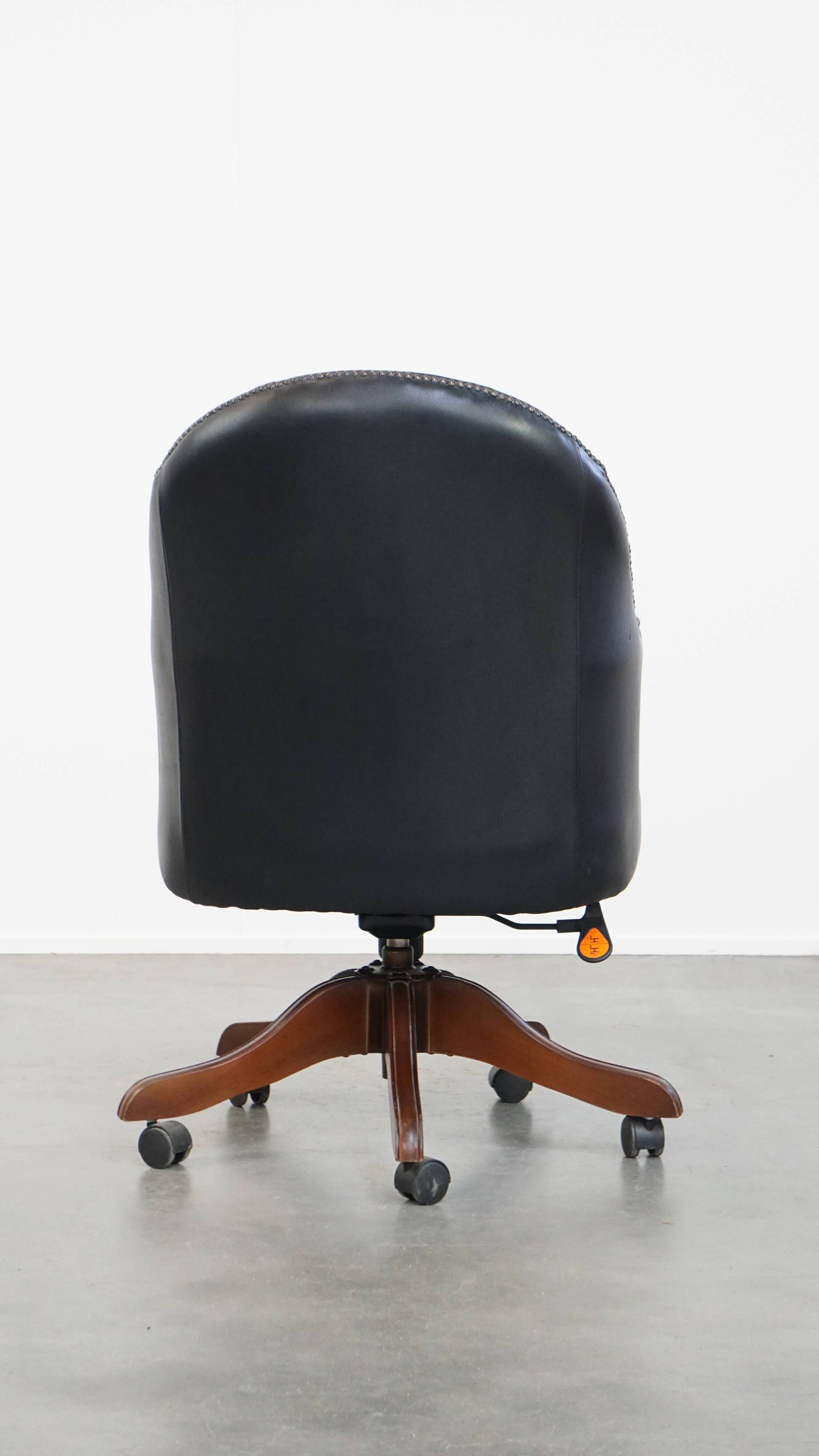 Chaise de bureau en cuir de vachette noir de style anglais