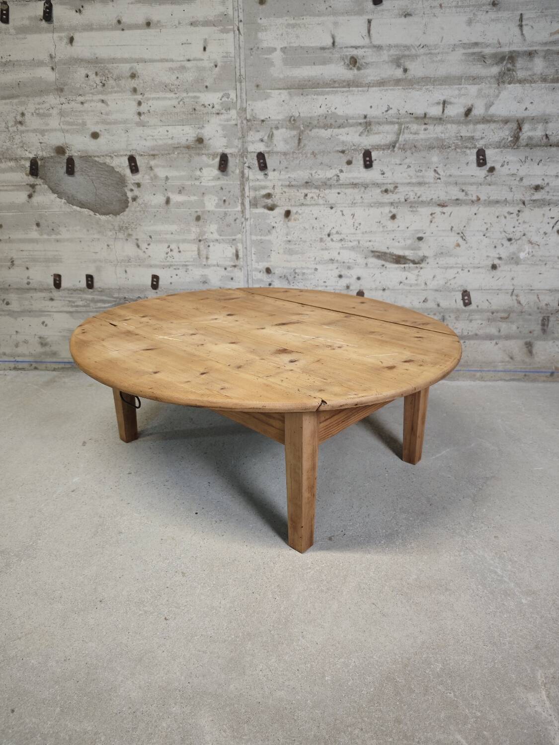 Farmhouse Coffee Table