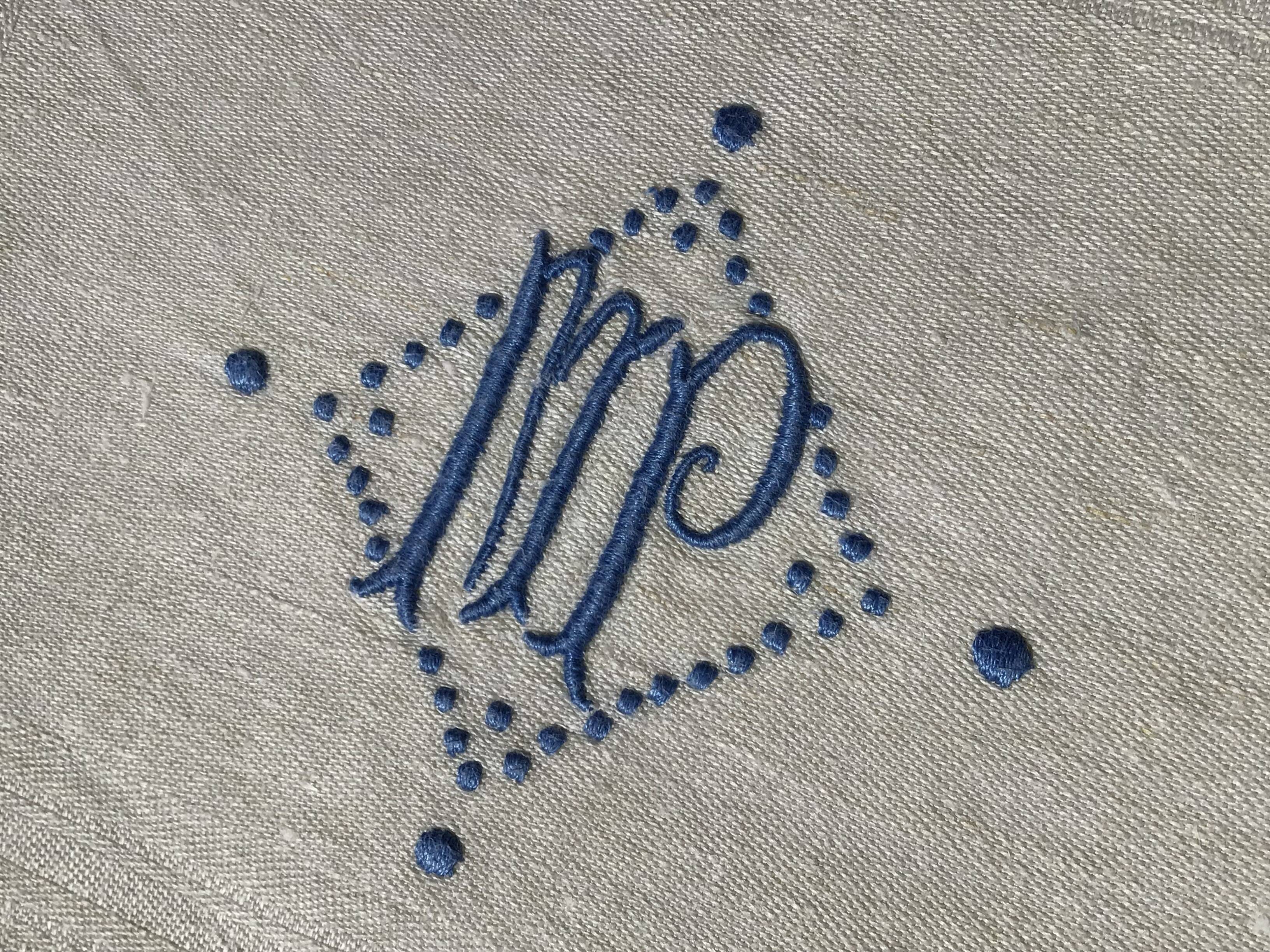 4 new PM damask napkins 78x65cm