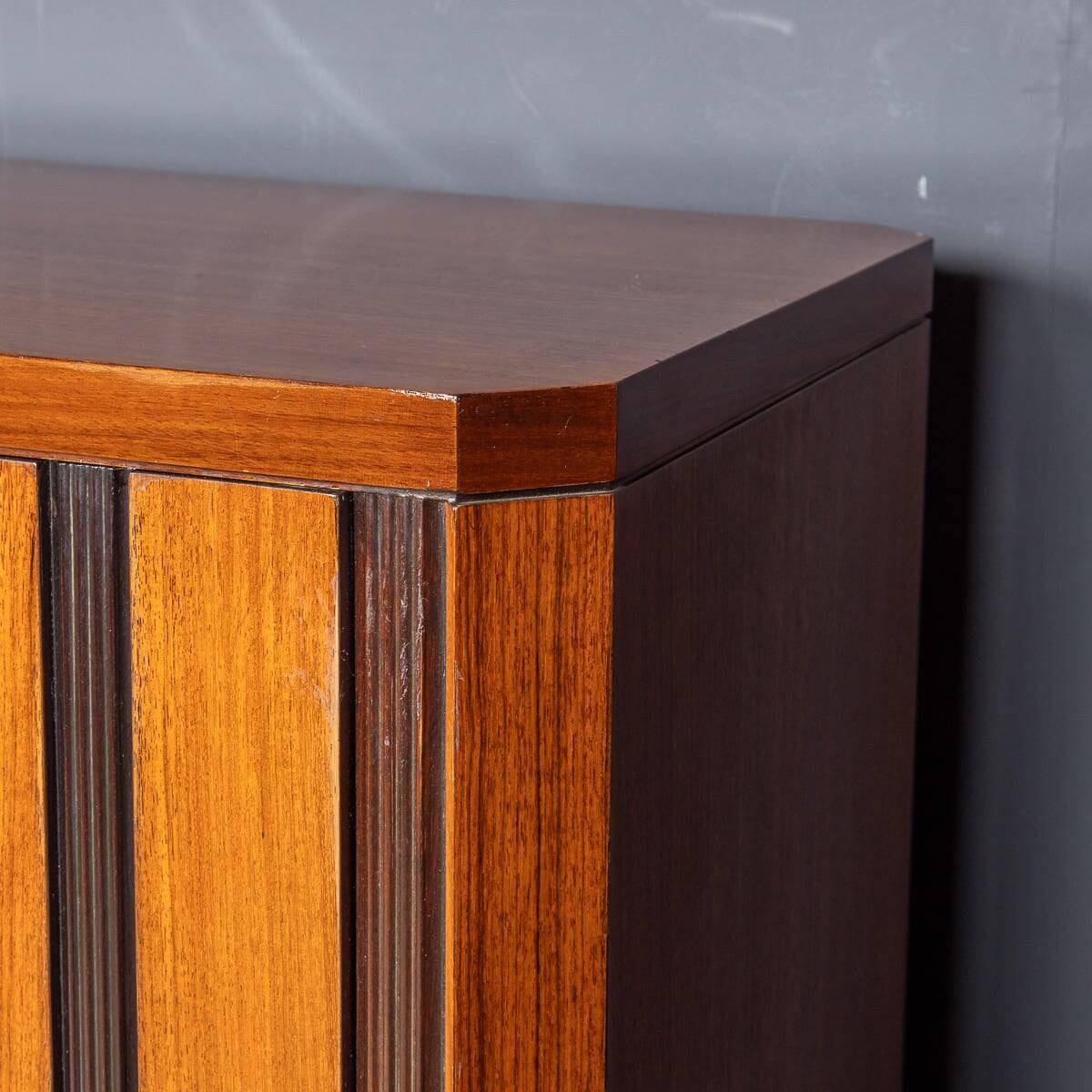 MID 20thC ITALIAN STRIPED WOODEN BUFFET BY PAOLO BUFFA c.1950