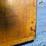 Meuble de rangement mural en chêne vintage circa 50