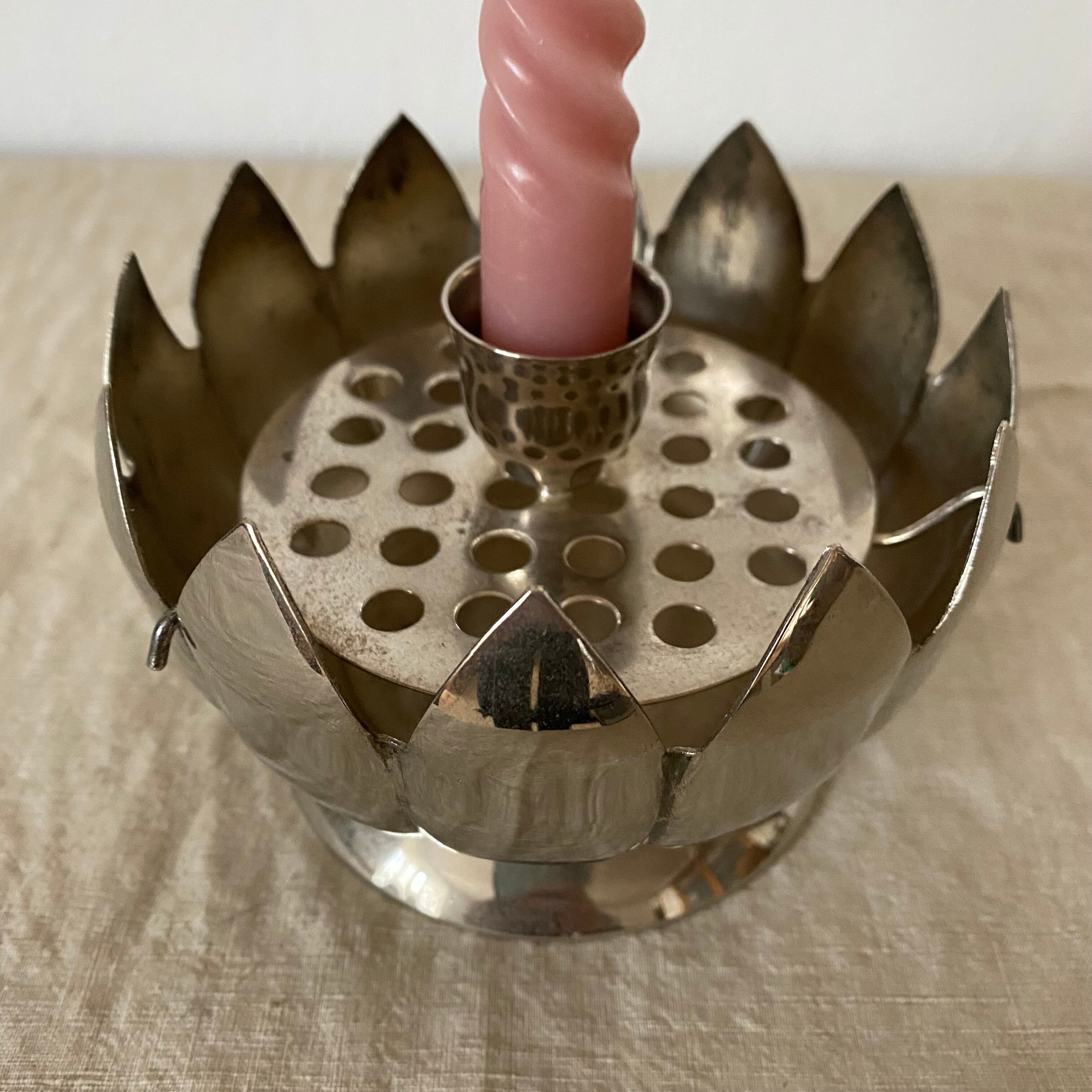 80s lotus flower candle holder