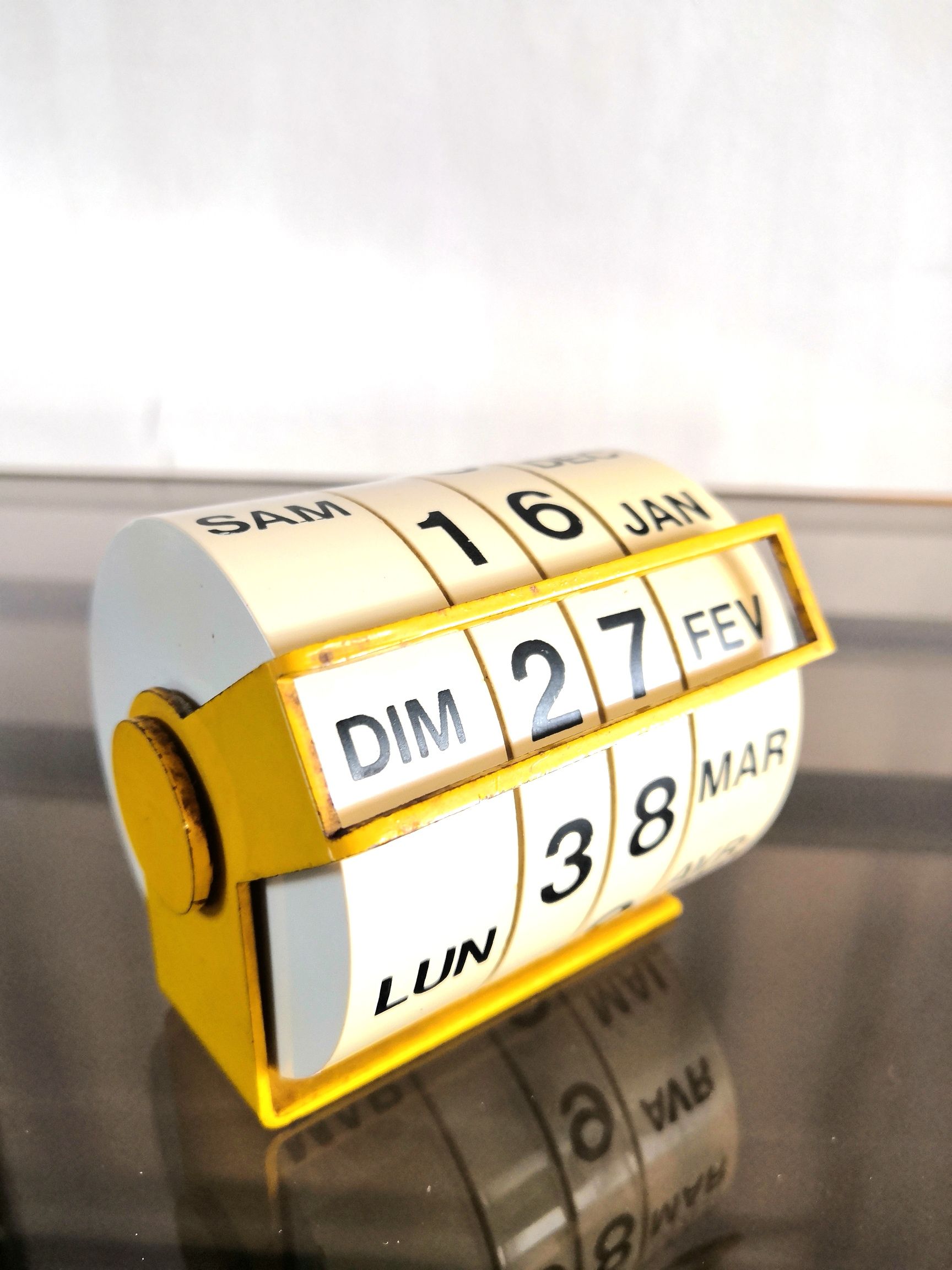 Perpetual calendar design Riart-Bigas for Disform Italy 50s-60s