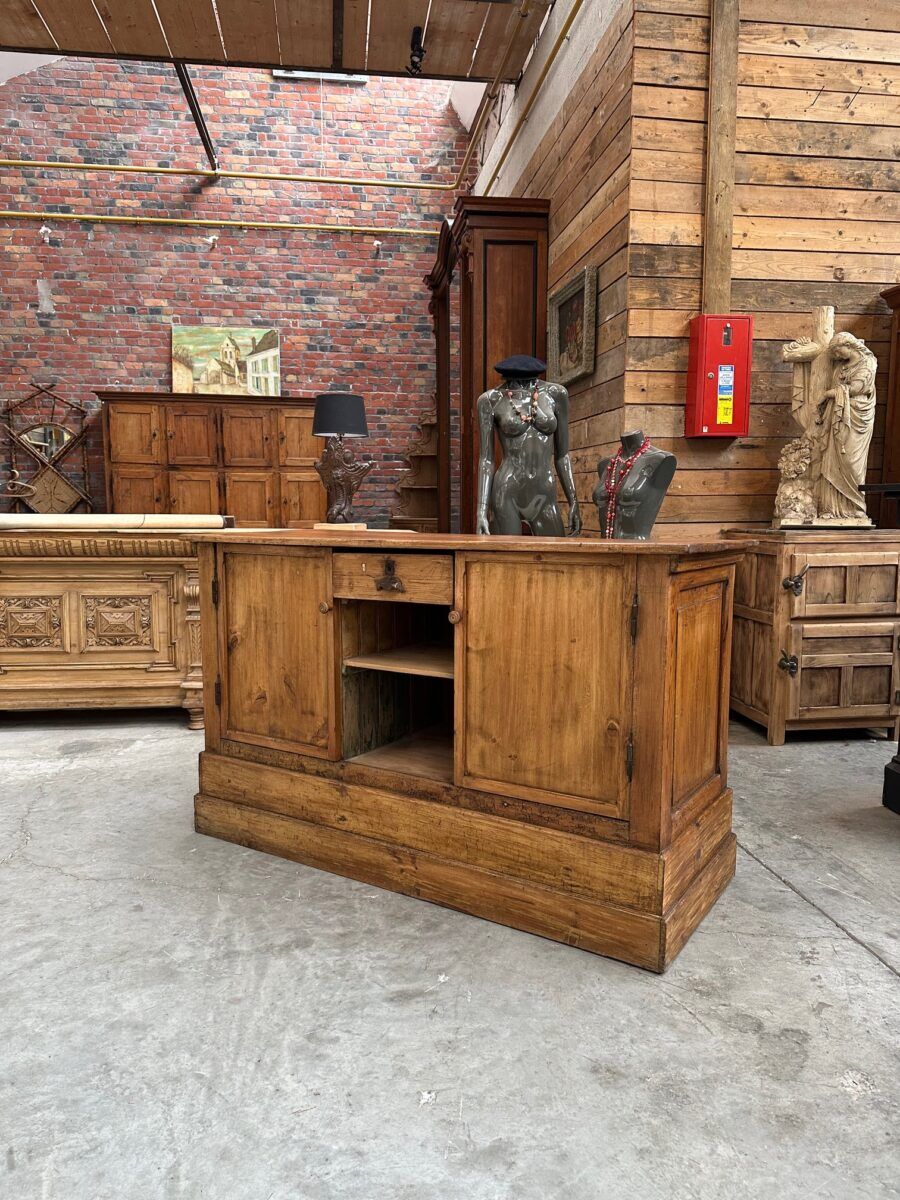 Shop counter early 20th century