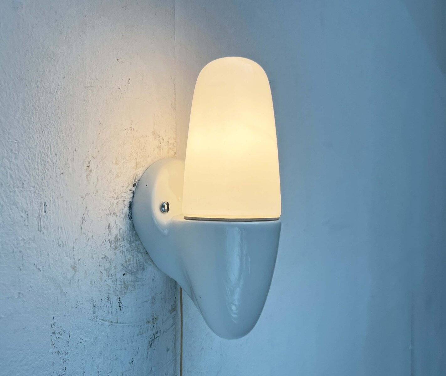Mid-Century Modern German Ceramic 6065 Sconce by Wilhelm Wagenfeld for Lindner, 1950s
