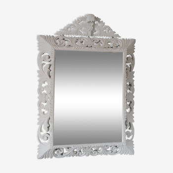 White lacquered mirror