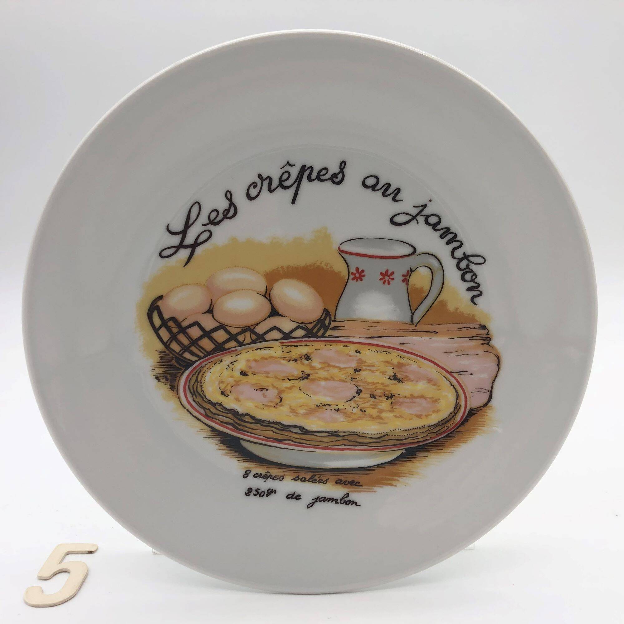 6 Crepe plates and its dish, in porcelain.