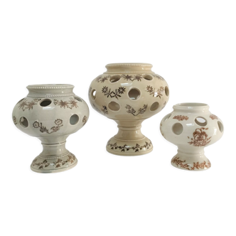 Trois pots à crocus céramique Saint-Uze début XXème décor floral