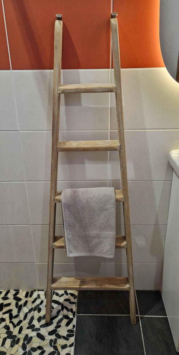 Vintage pine towel rack shelf ladder