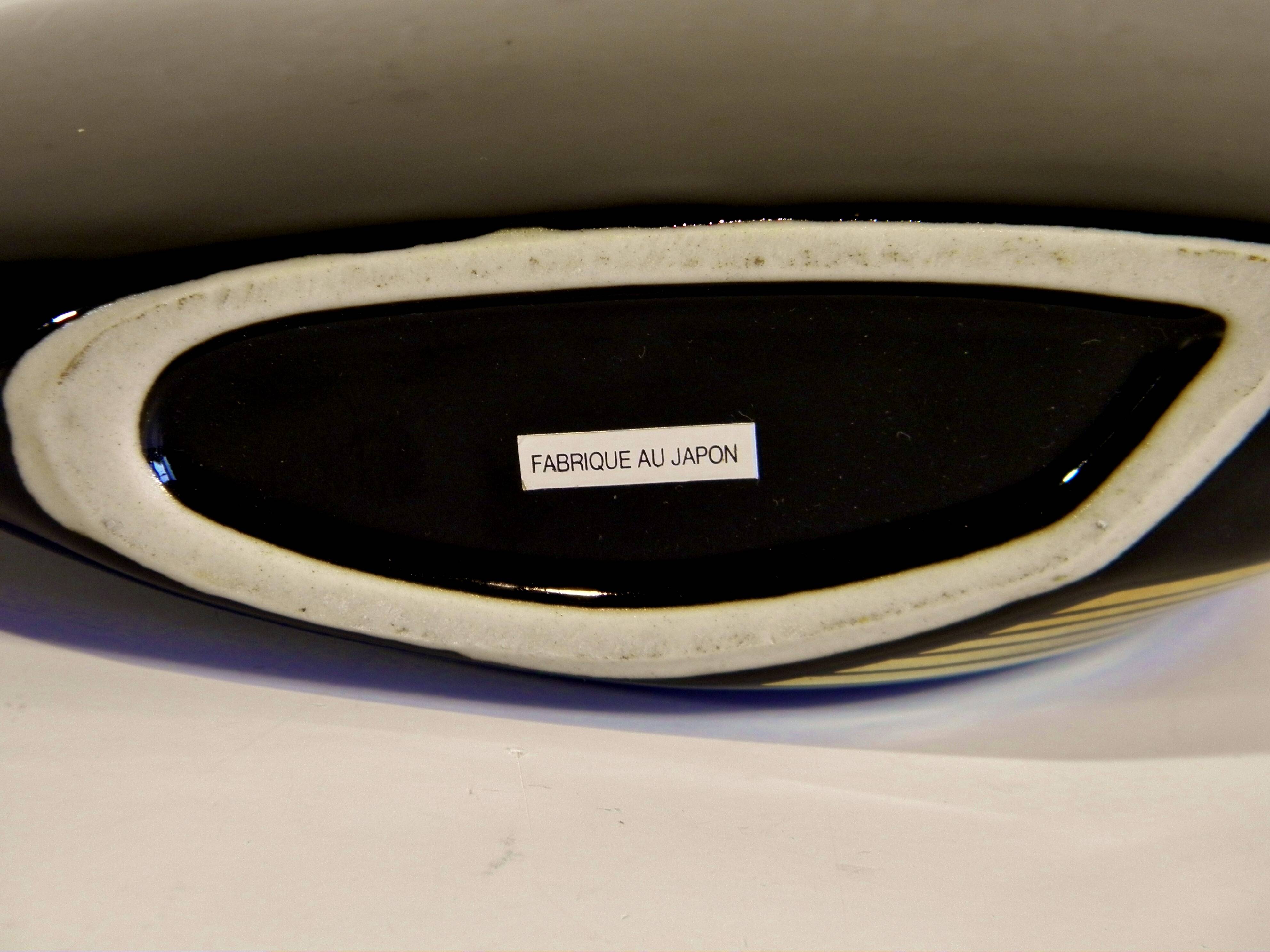 Black and gold ceramic vase - japanese design