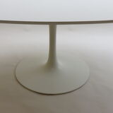 Oval white tulip dining table by Maurice Burke for Arkana 1960