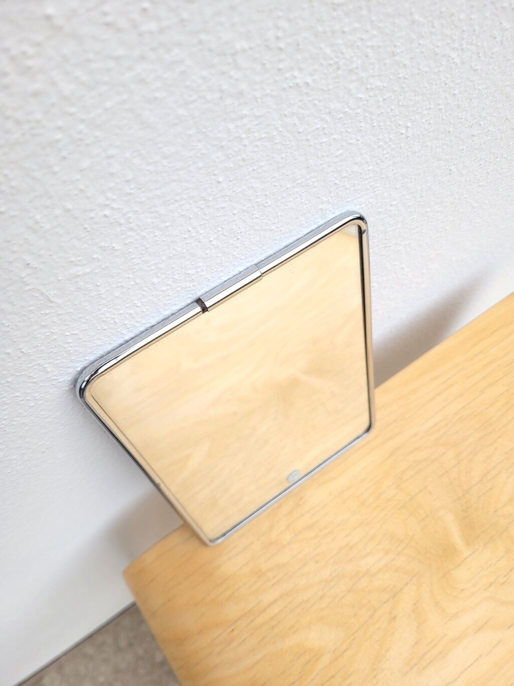 Small vintage barber mirror 13x18cm