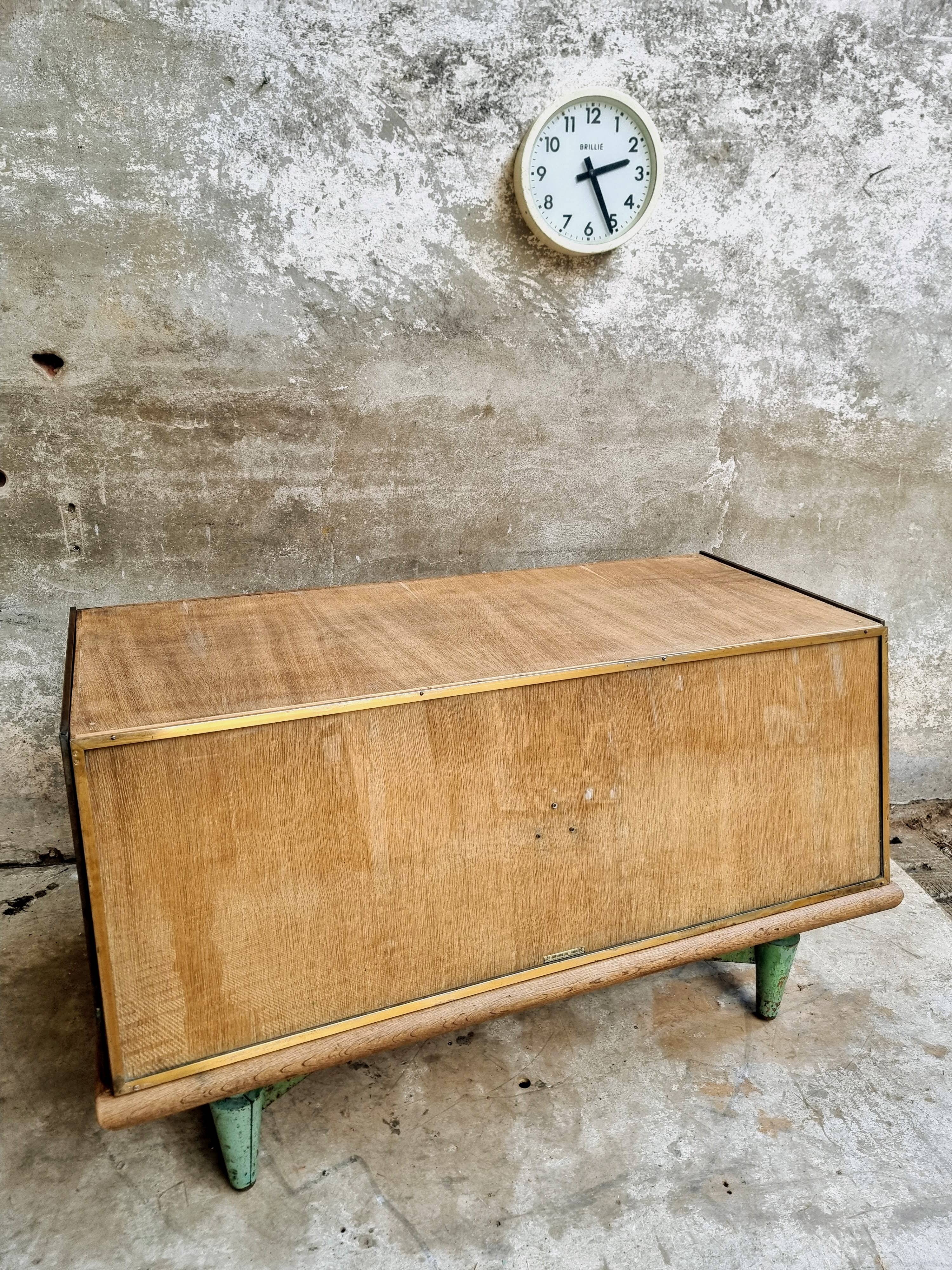 Side table in oak