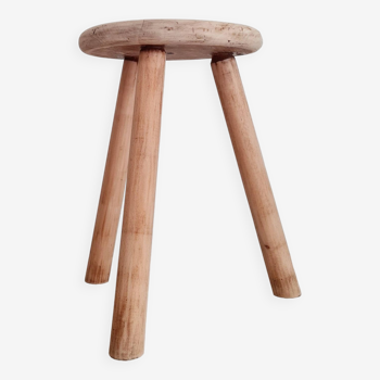 Solid raw wood tripod stool