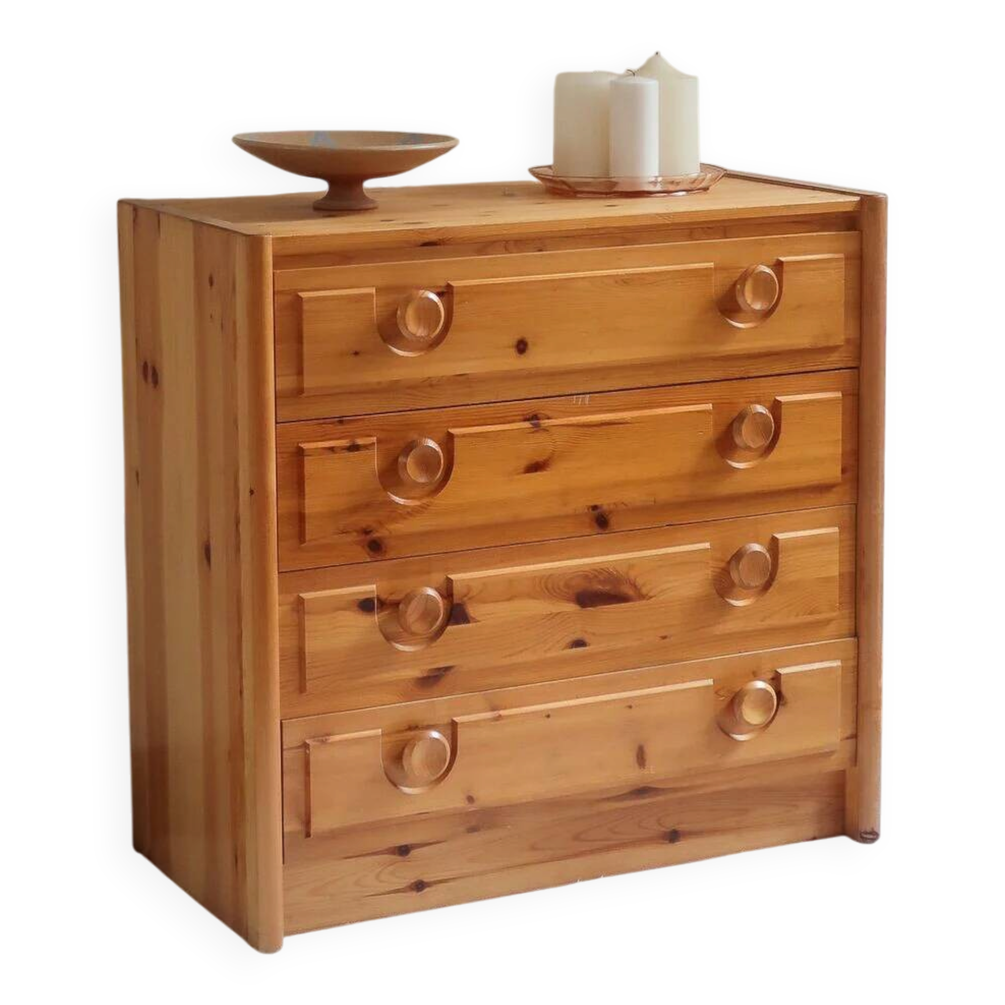 Chest of drawers with 4 drawers in solid pine, rustic mountain style, 1970s.