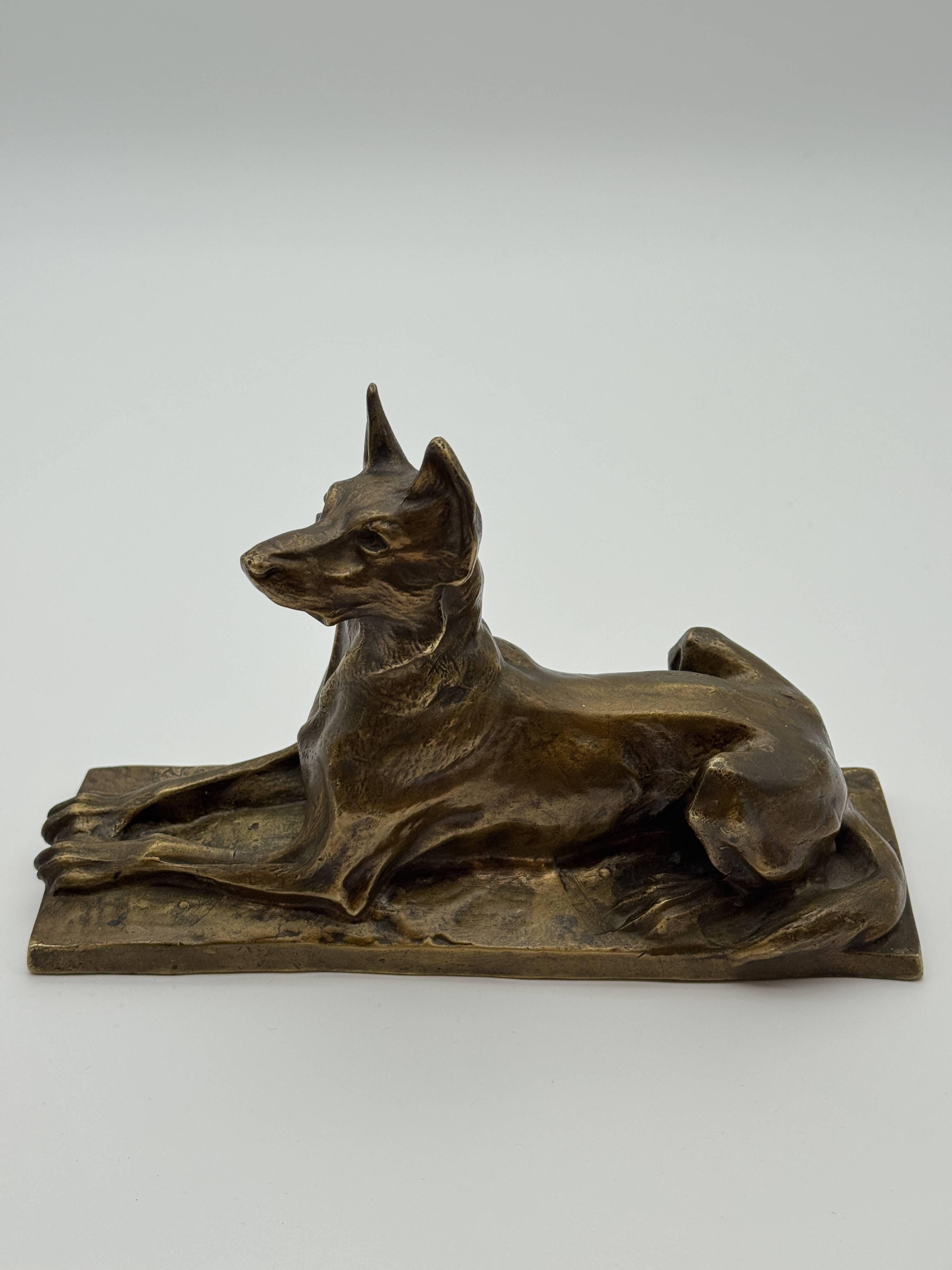 Bronze sculpture "German Shepherd" by Charles Virion (1865-1946)