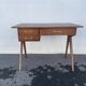 Bureau moderniste en bois à pieds compas 1950