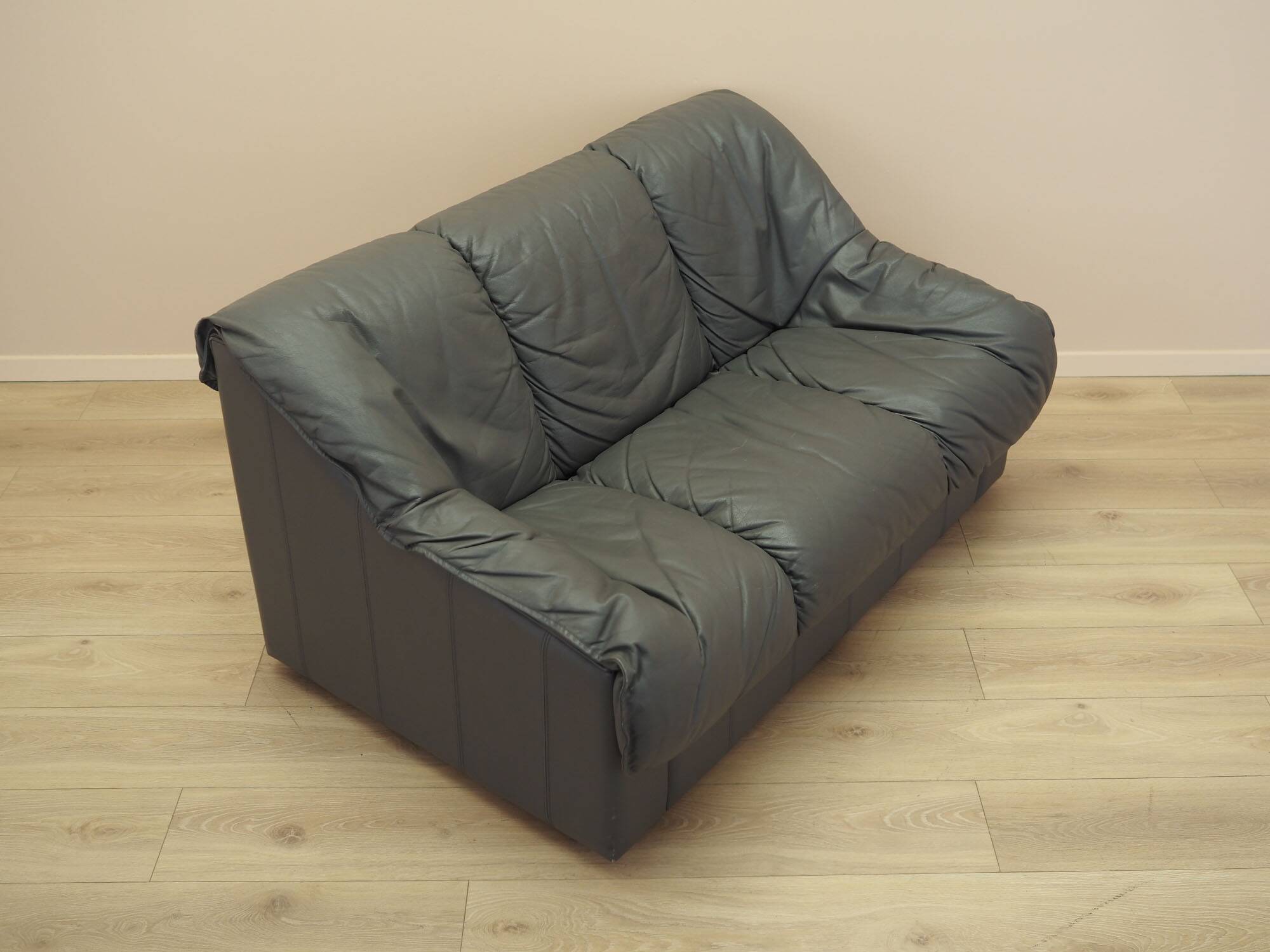 Italian leather sofa, two-seater, 1970s design