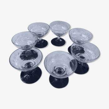 Set of 7 1930 cups