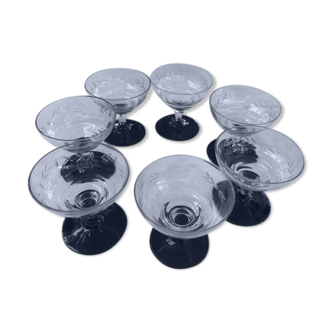 Set of 7 1930 cups