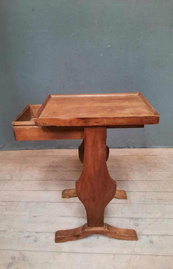 Table d'appoint en merisier