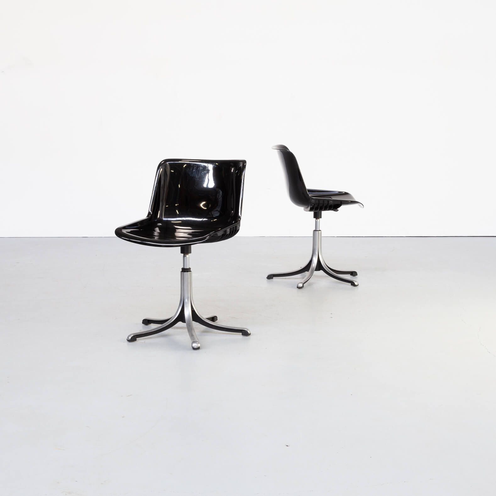 Chaise de bureau Osvaldo Borsani 'modus' des années 70 pour Tecno