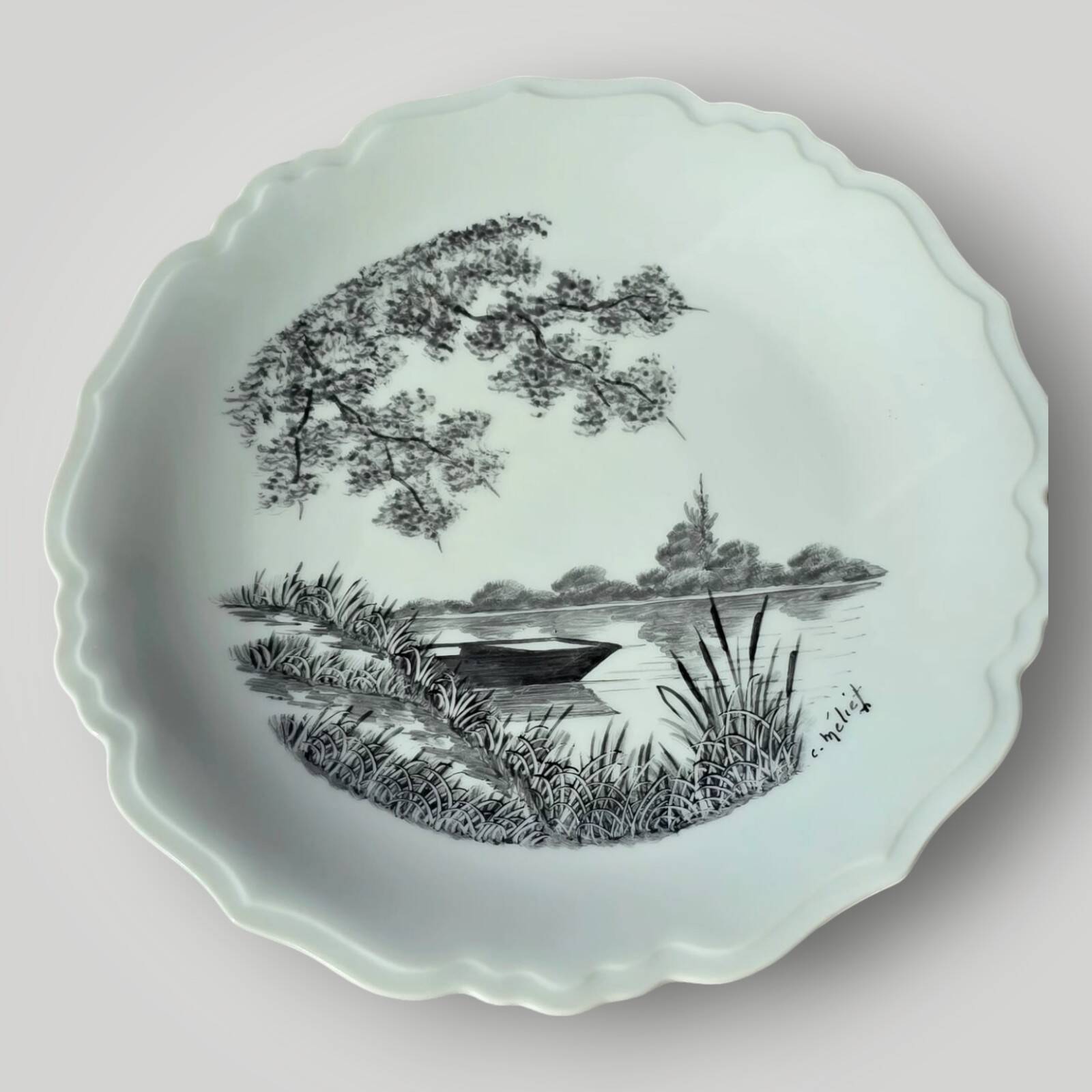 Service de 13 assiettes vintage de Limoges décorées à la main