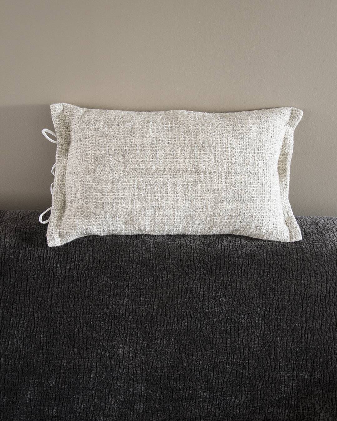 Paire de coussins tissés à la main