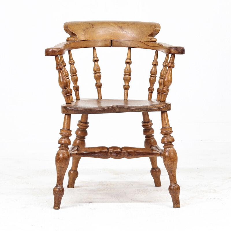 Rustic Antique English Countryhouse Captain Armchair