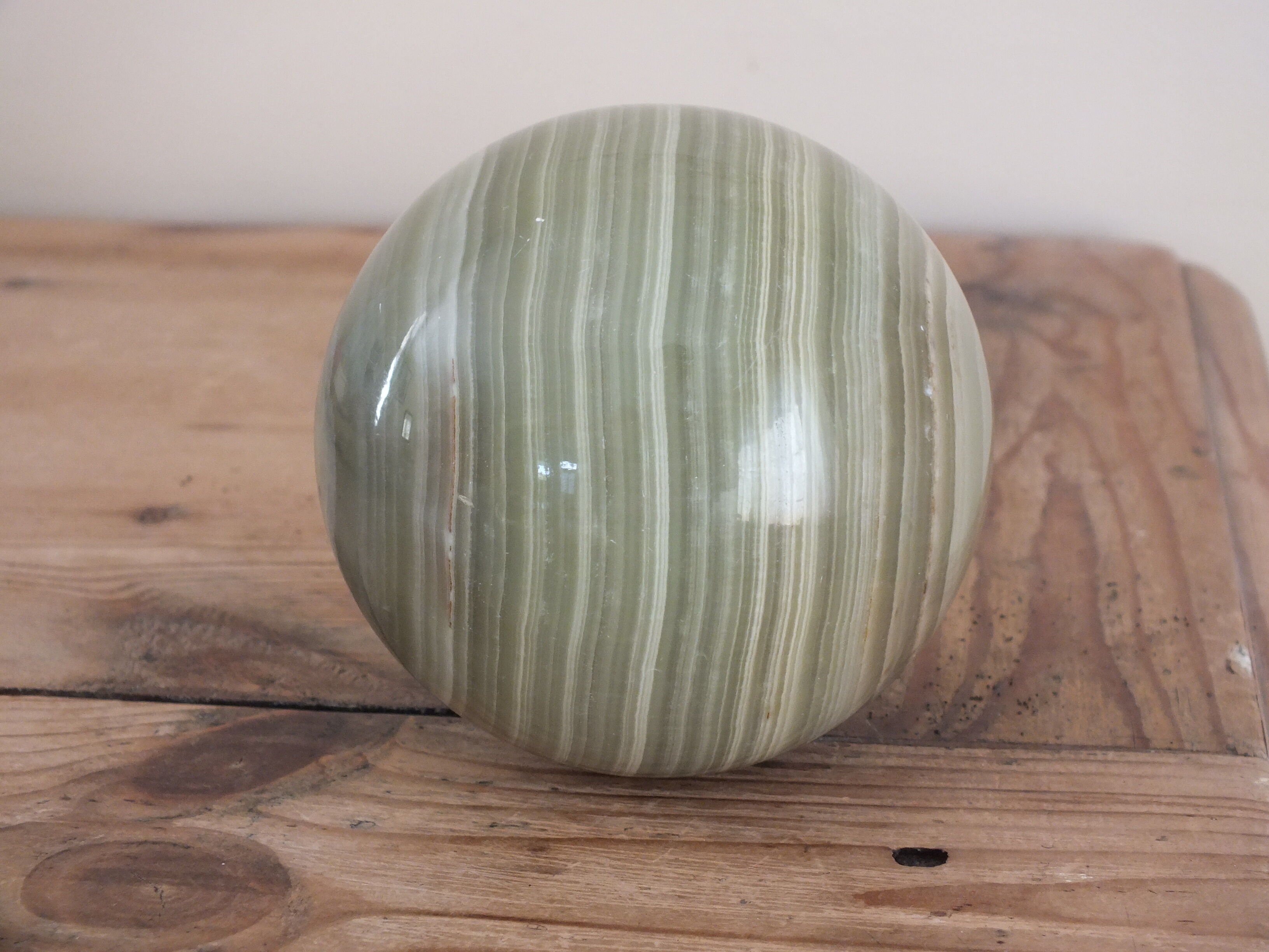 Green decorative mineral ball or sphere in marble n°10