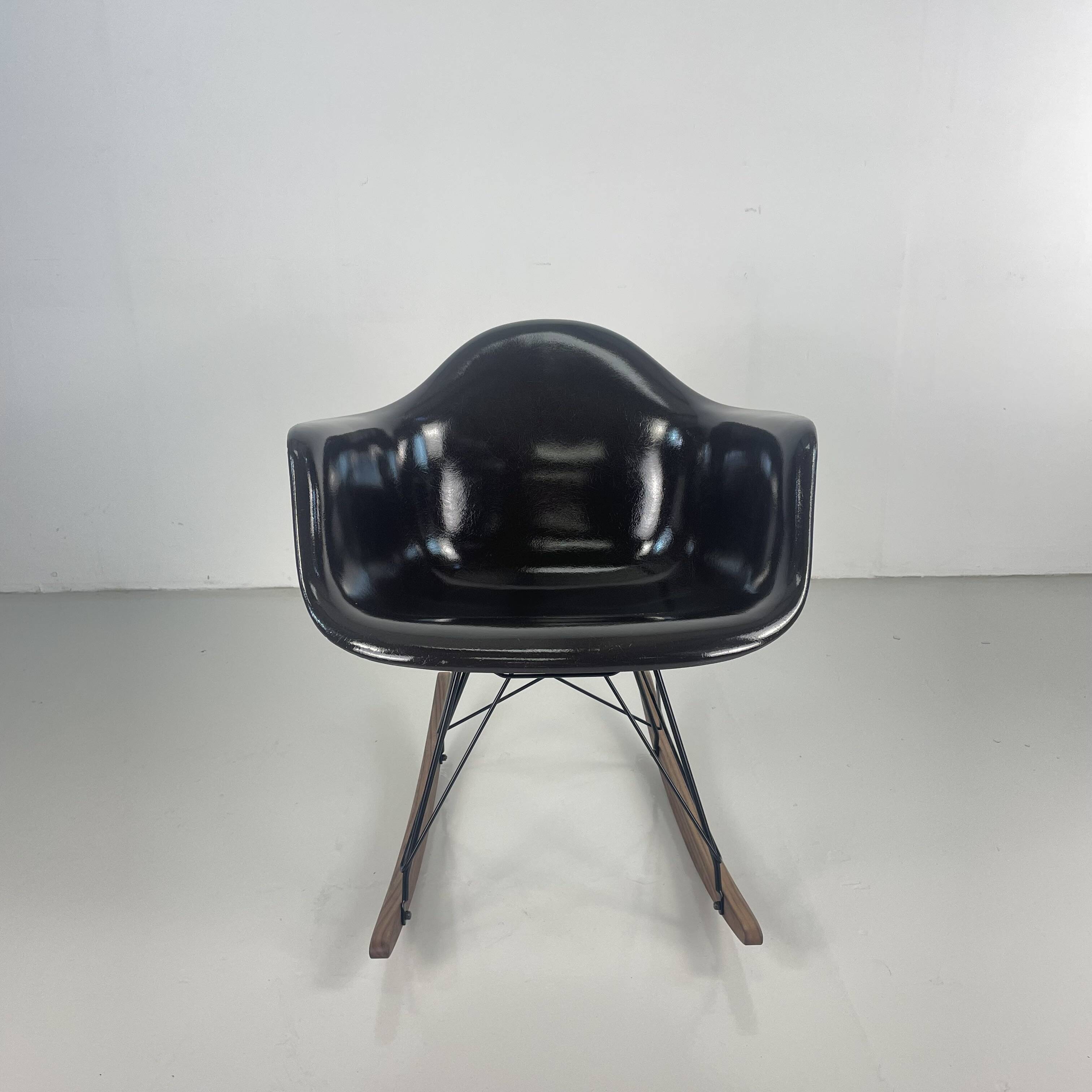 Eames Herman Miller 1950s RAR rocking chair in brown