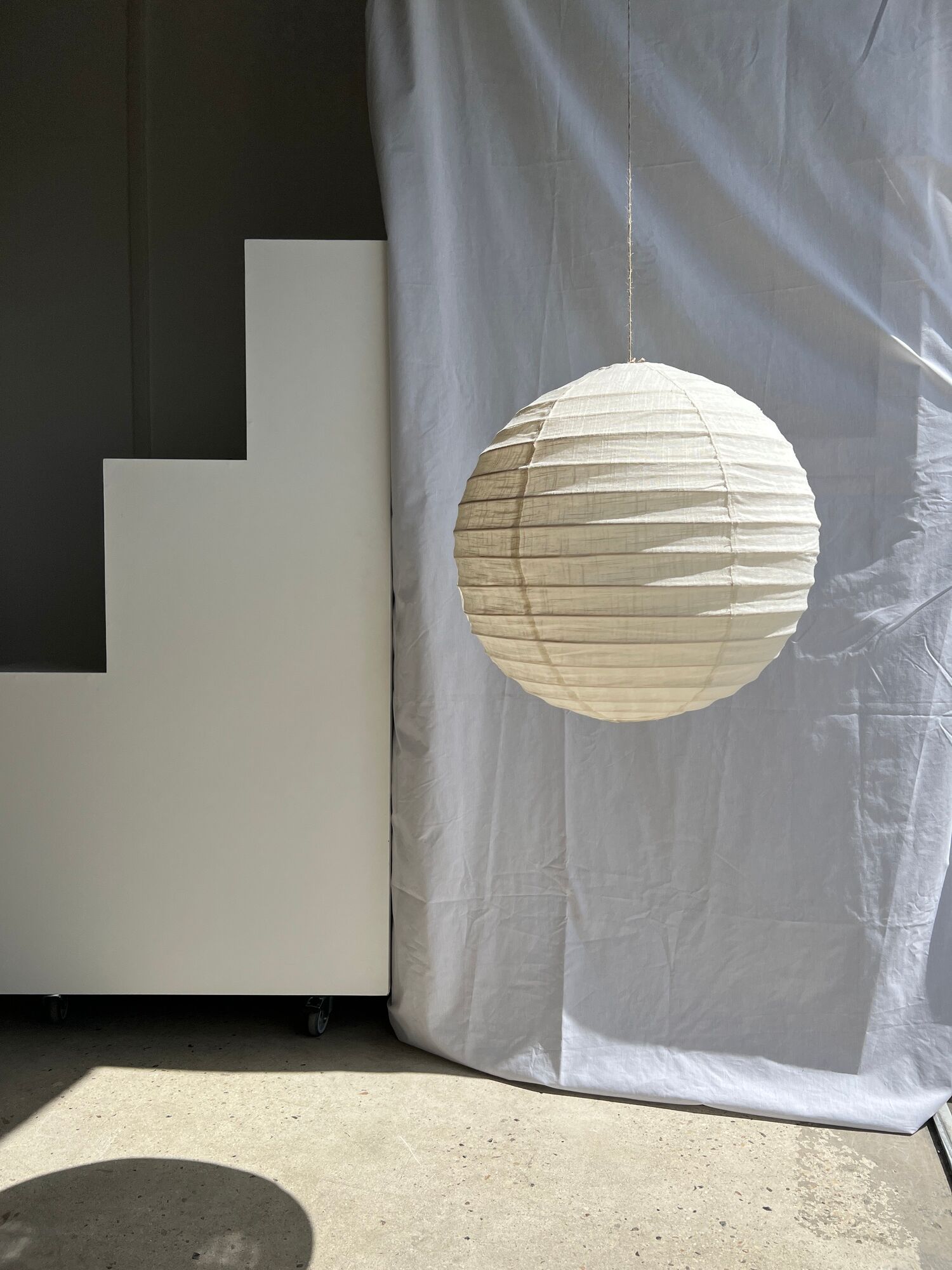 Hanging lamp in rattan and round japanese natural linen d:50